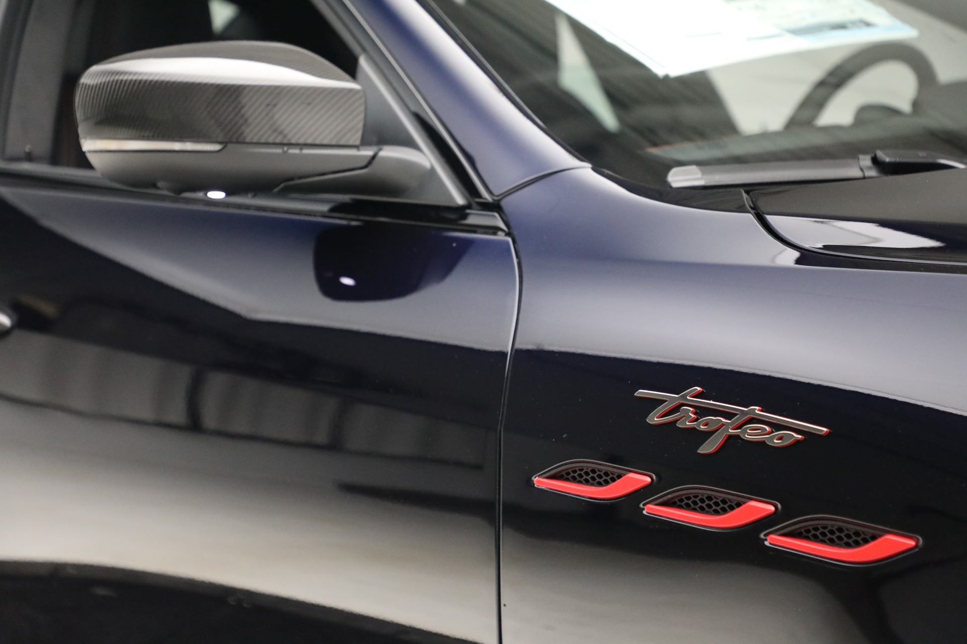 New-2022-Maserati-Ghibli-Trofeo