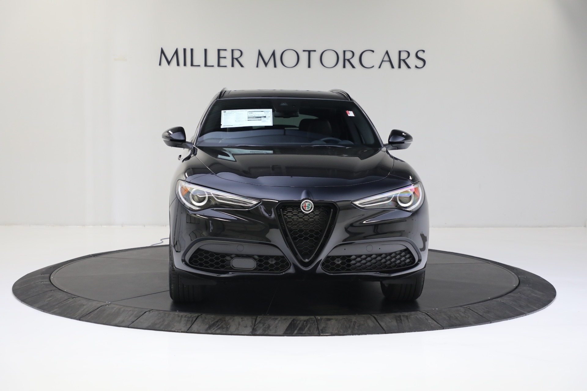 New-2022-Alfa-Romeo-Stelvio-Sprint