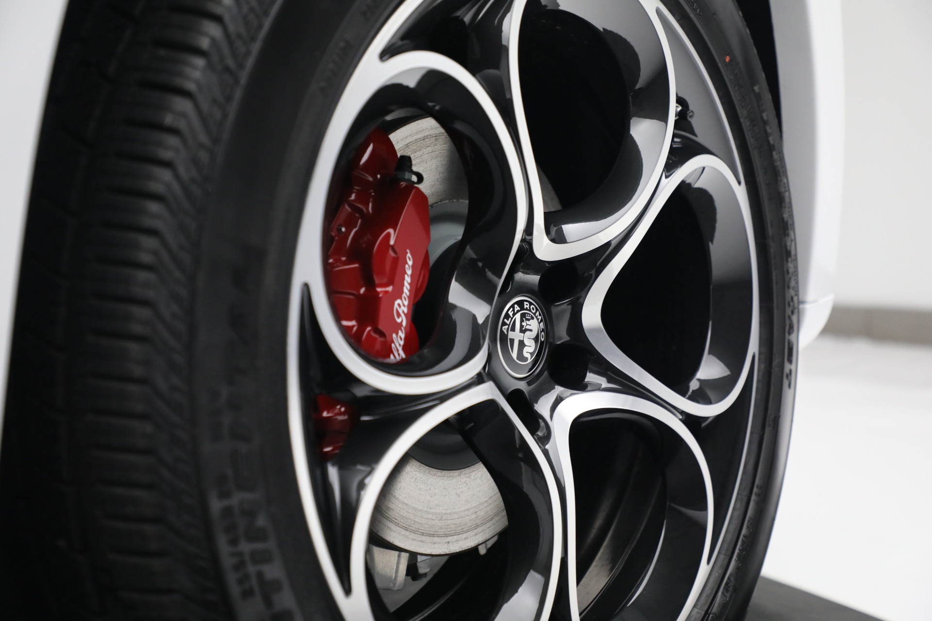 New-2022-Alfa-Romeo-Stelvio