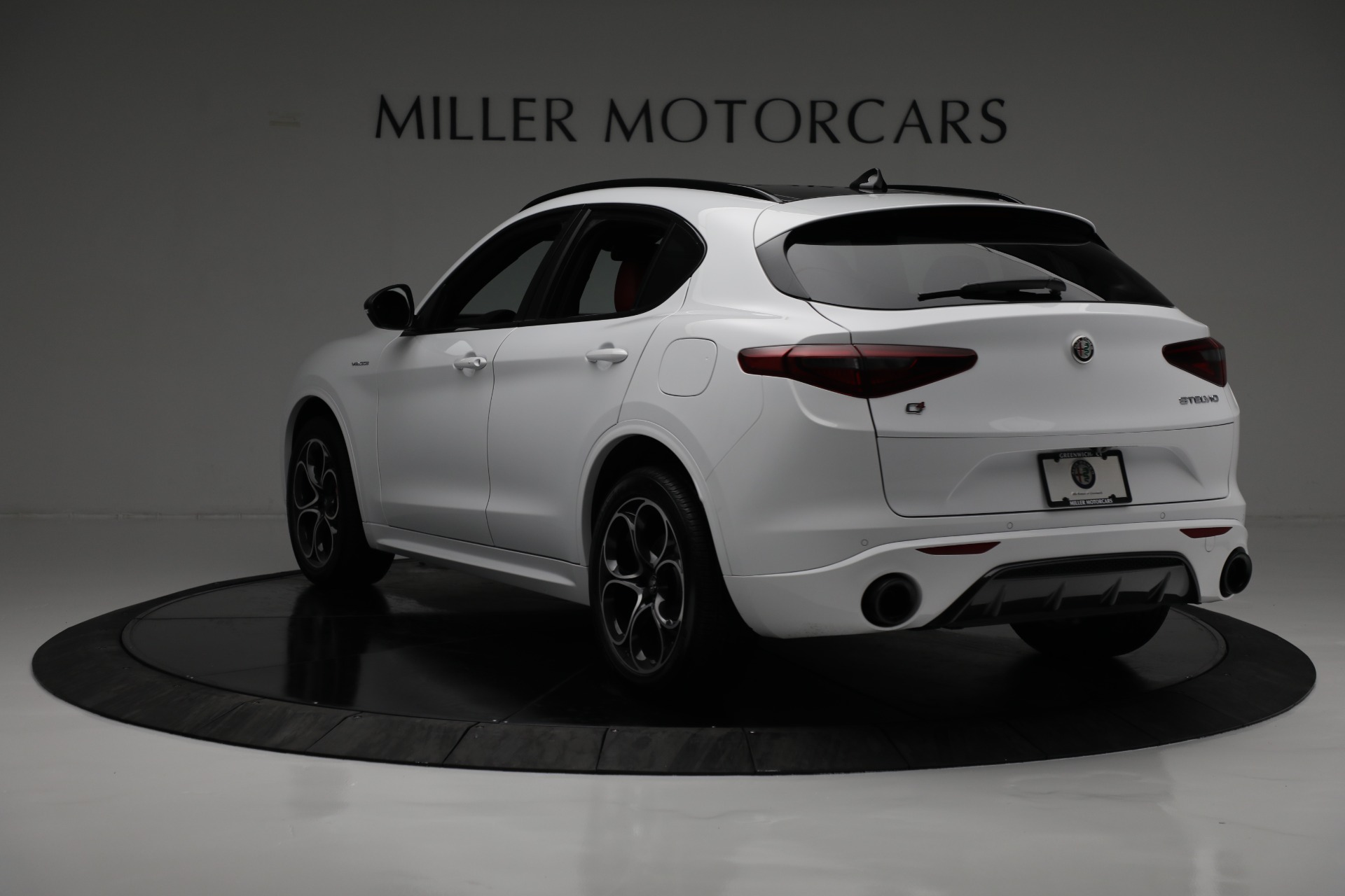 New-2022-Alfa-Romeo-Stelvio