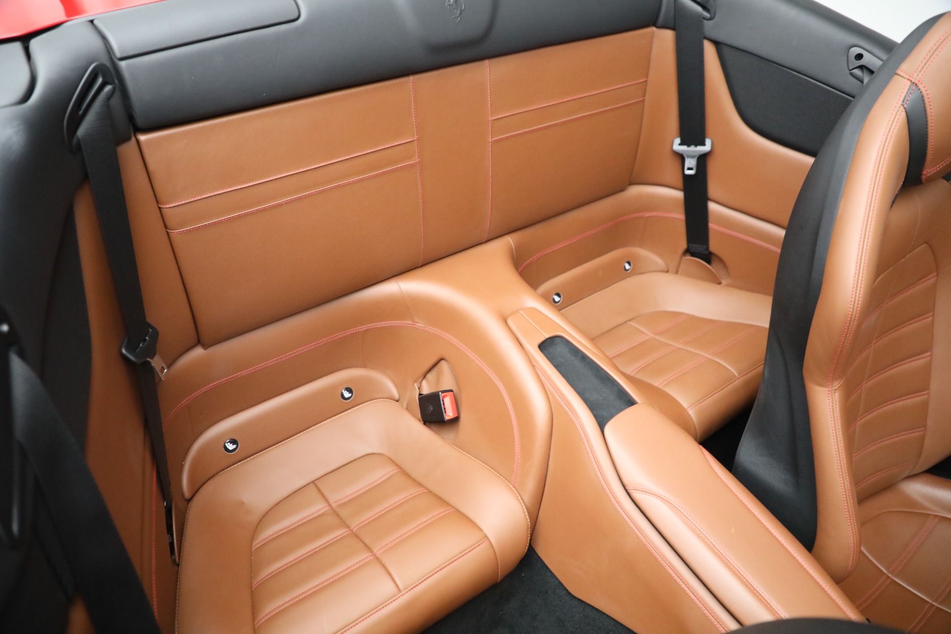 Used-2016-Ferrari-California-T