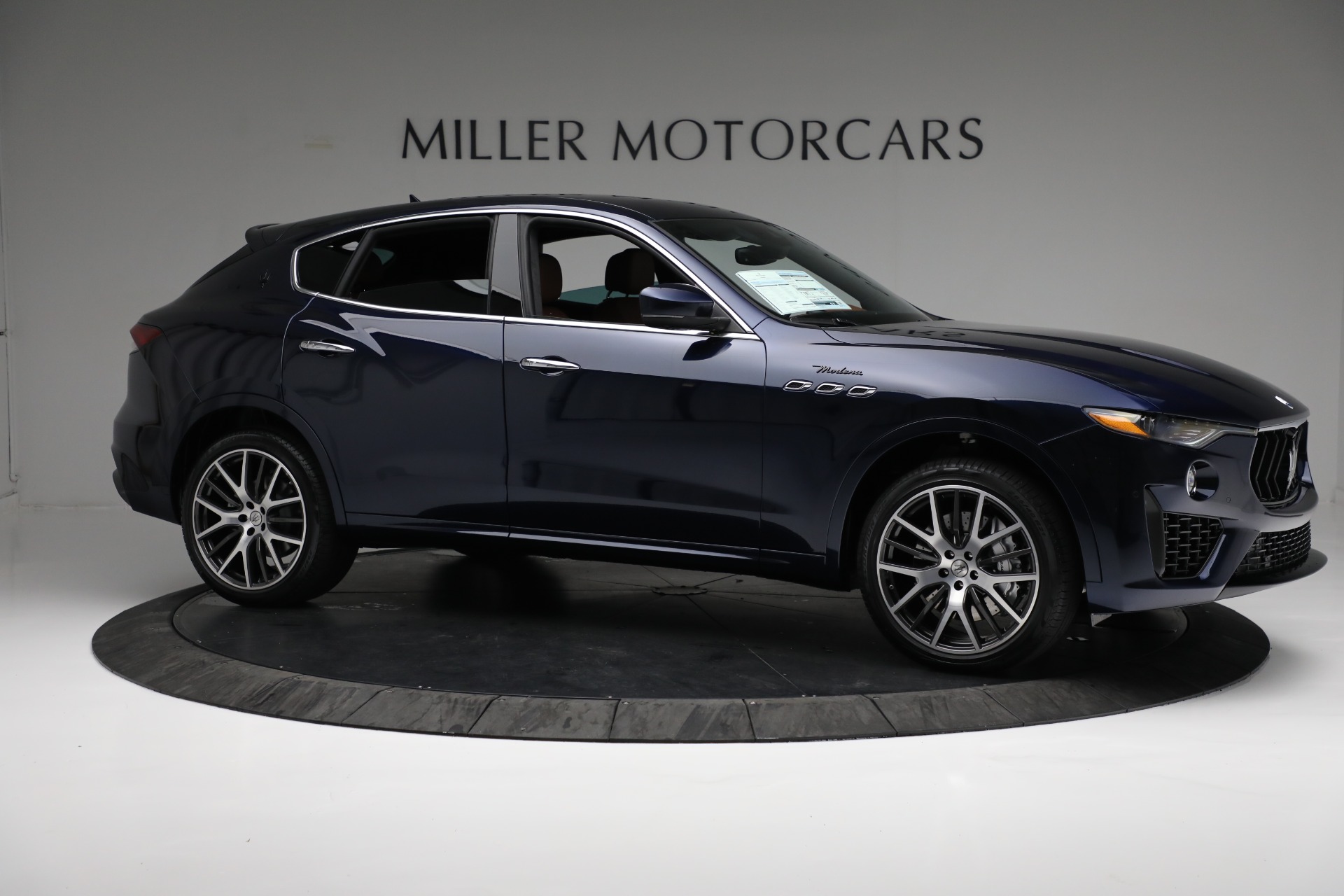 New-2022-Maserati-Levante-Modena