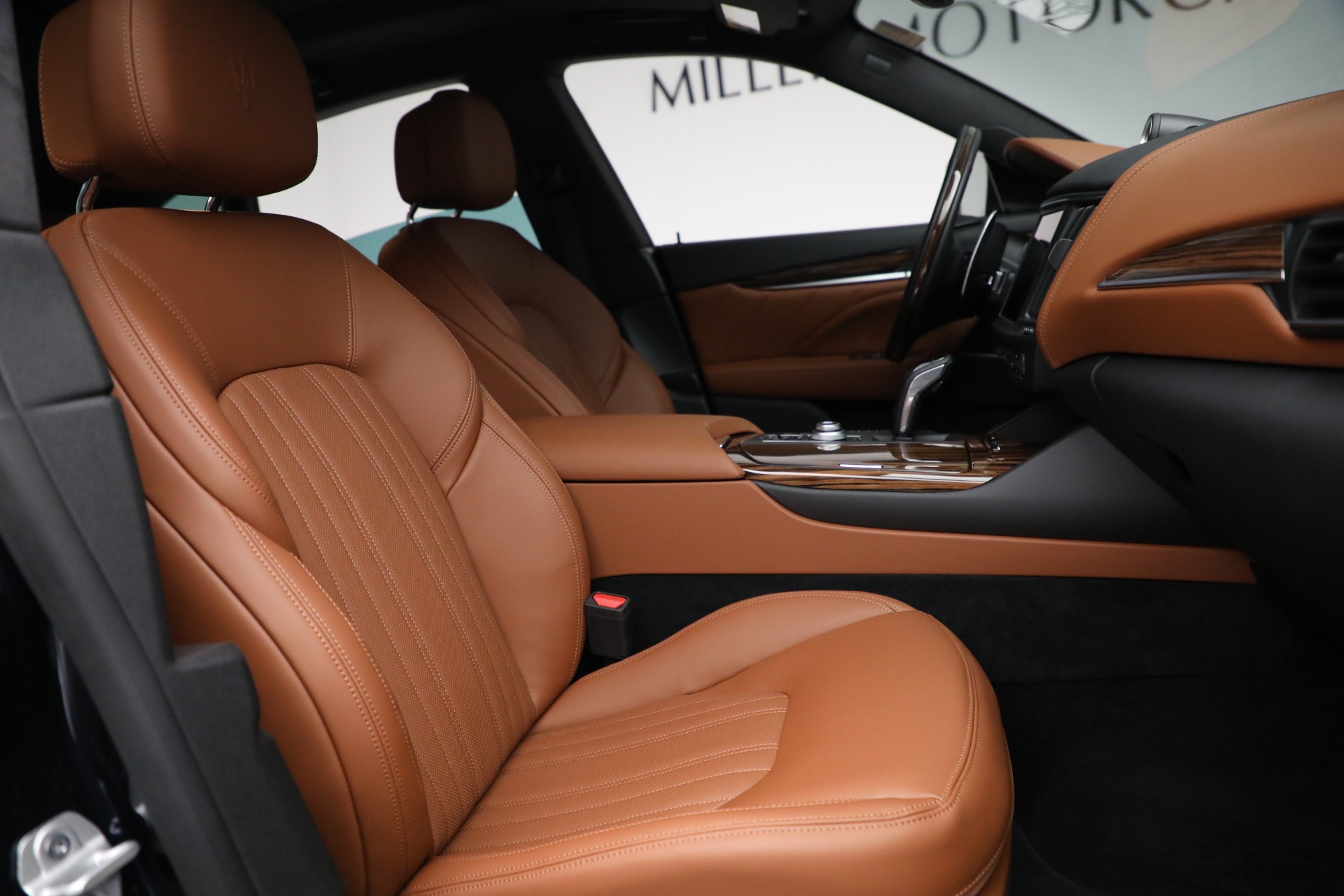 New-2022-Maserati-Levante-Modena