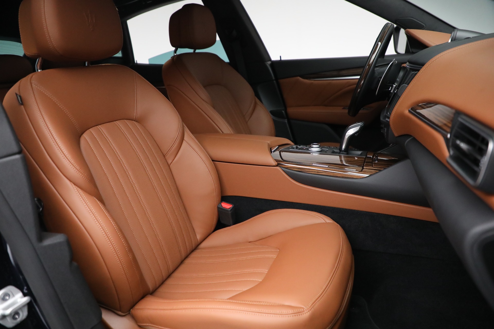 New-2022-Maserati-Levante-Modena