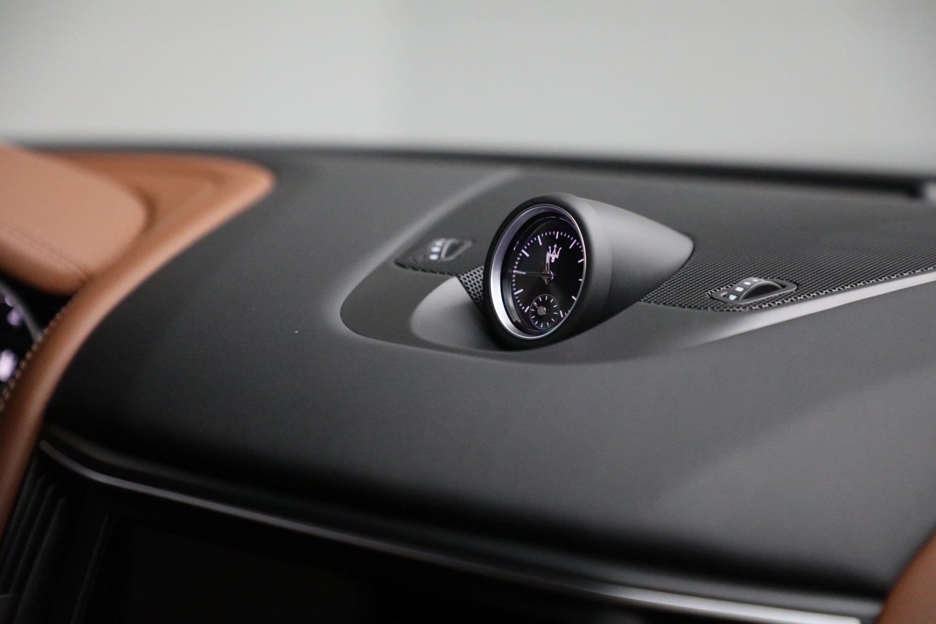 New-2022-Maserati-Levante-Modena