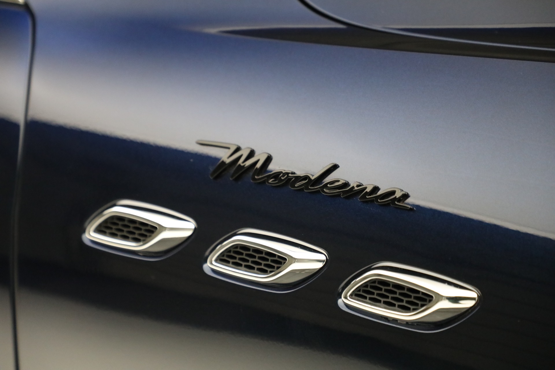 New-2022-Maserati-Levante-Modena