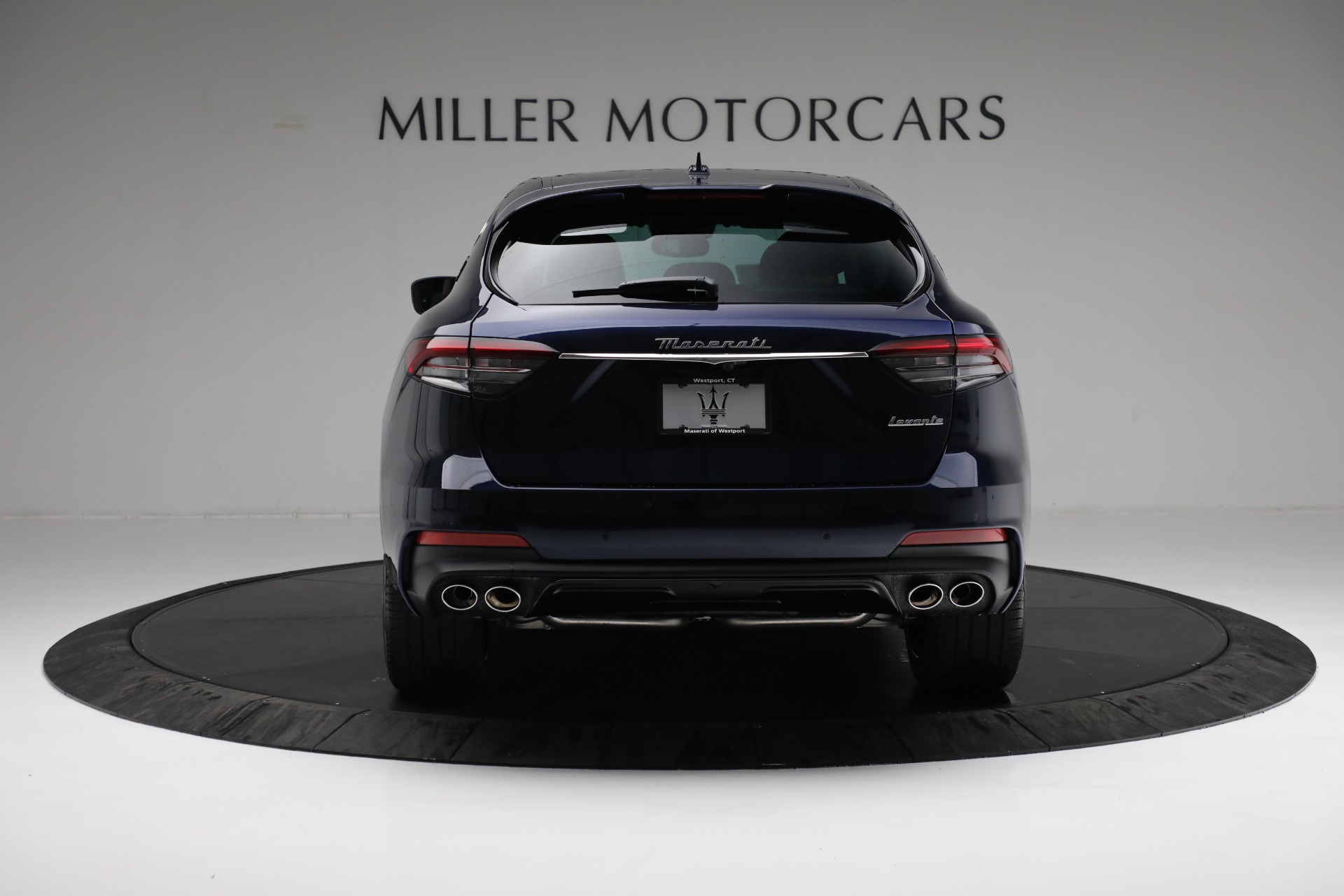 New-2022-Maserati-Levante-Modena