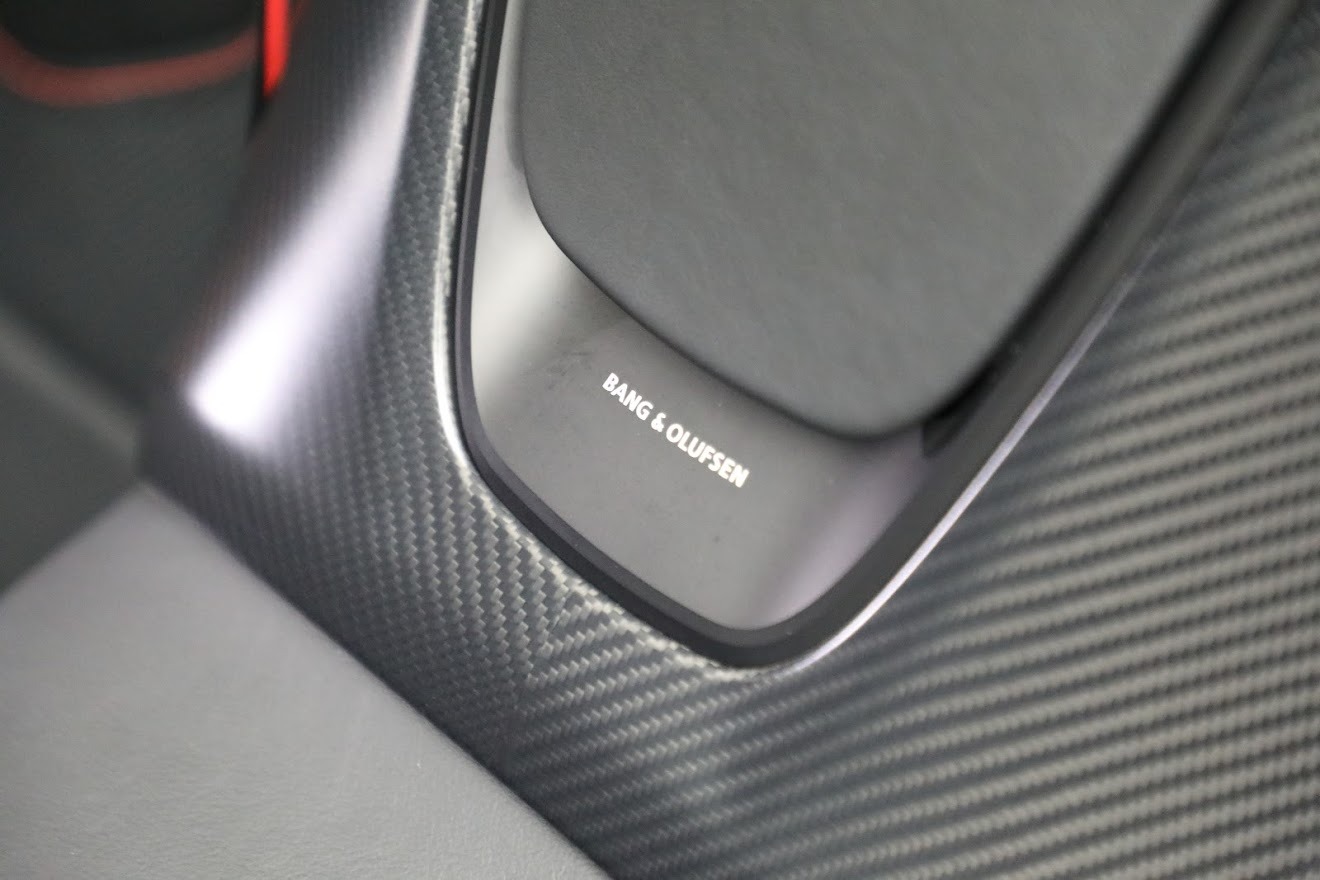 Used-2020-Aston-Martin-DBS-Volante