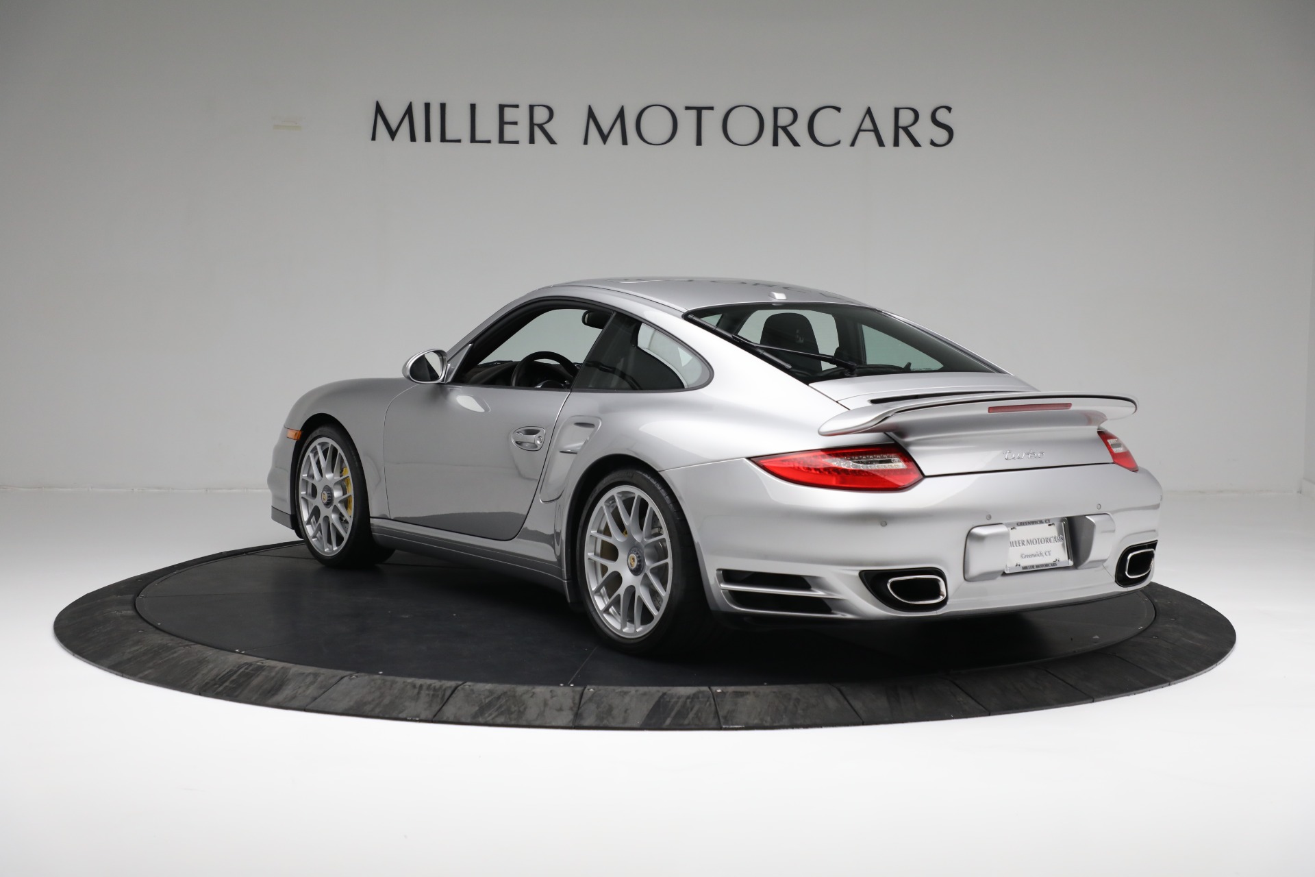 Used-2010-Porsche-911-Turbo