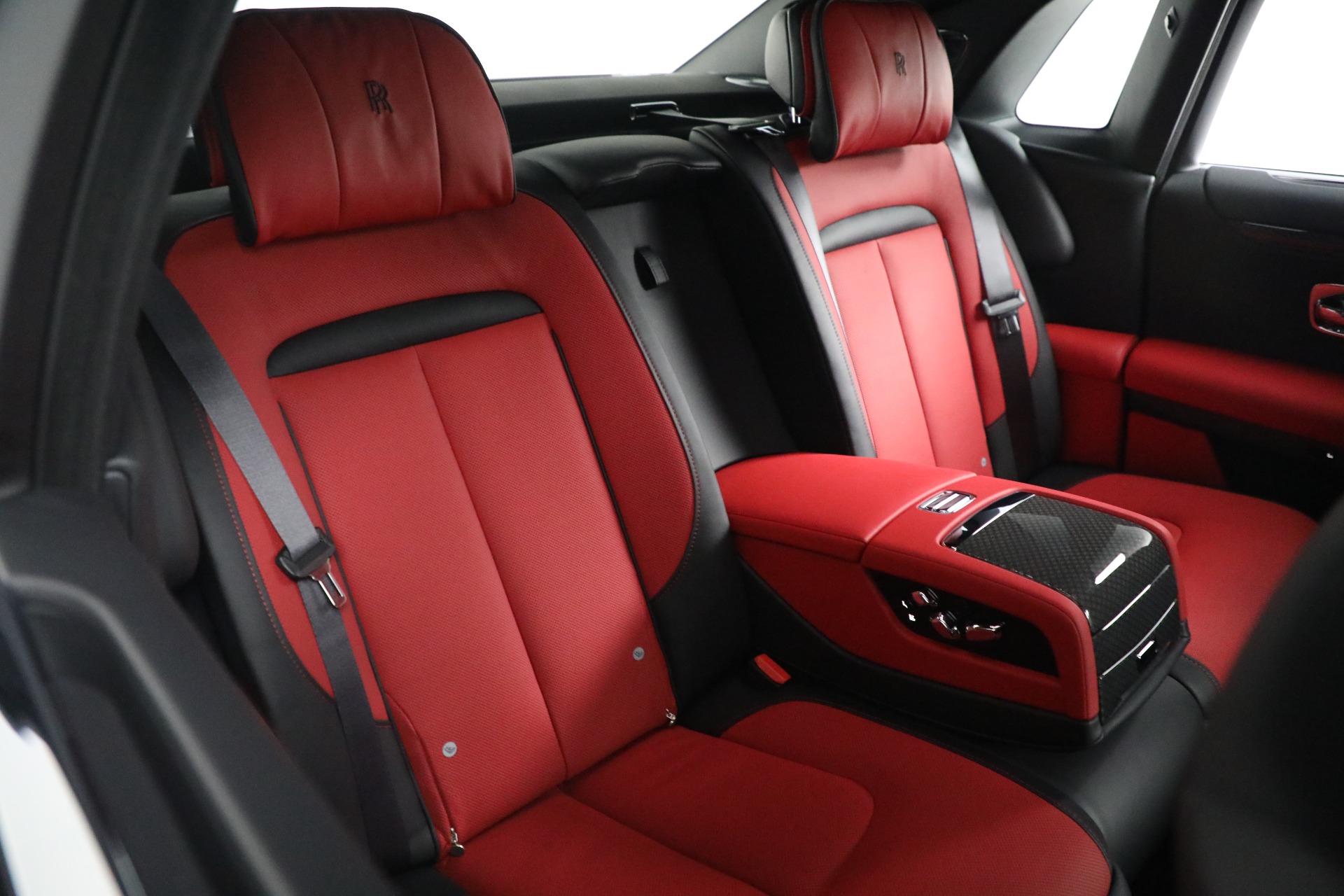 Used-2022-Rolls-Royce-Black-Badge-Ghost