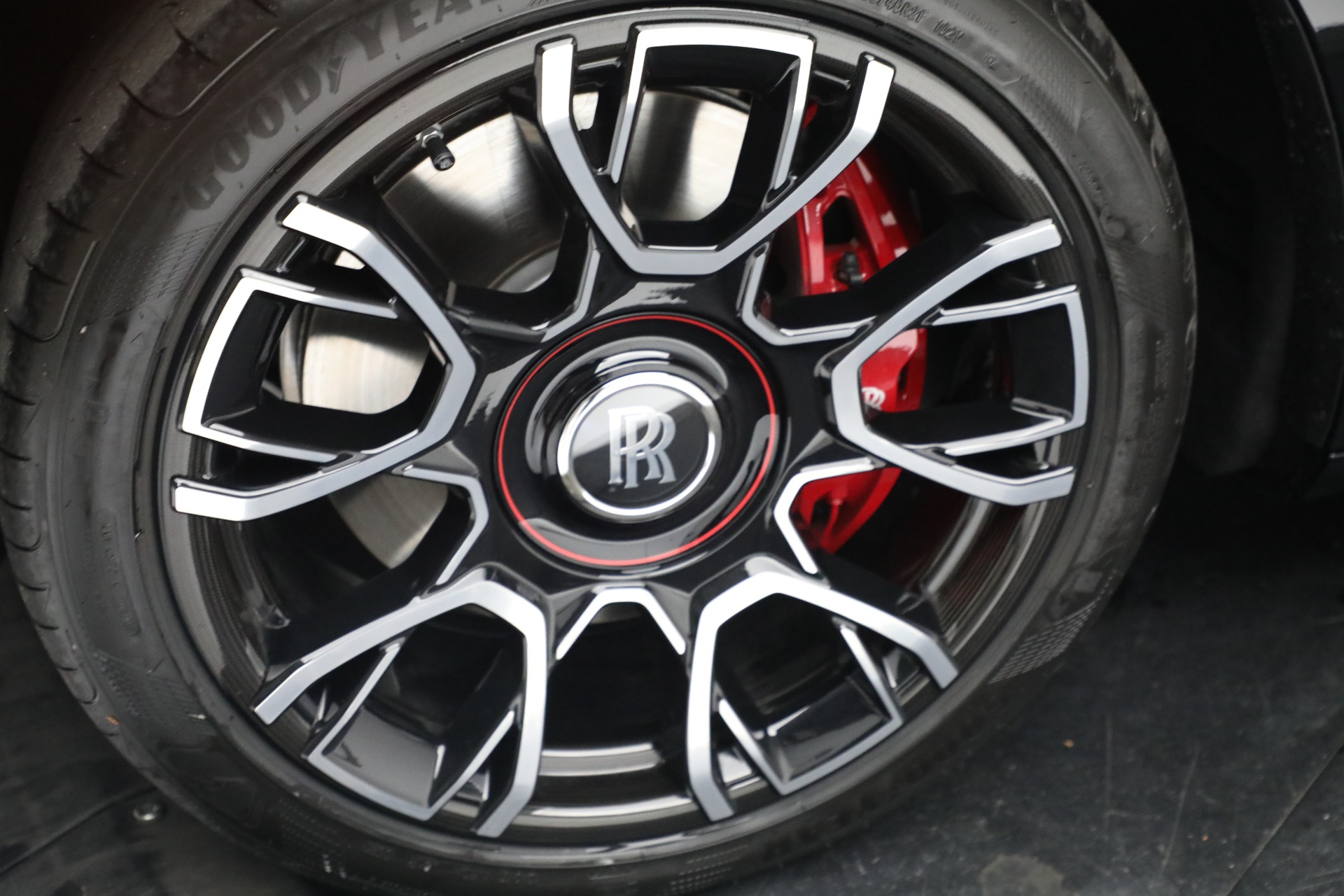 Used-2022-Rolls-Royce-Black-Badge-Ghost