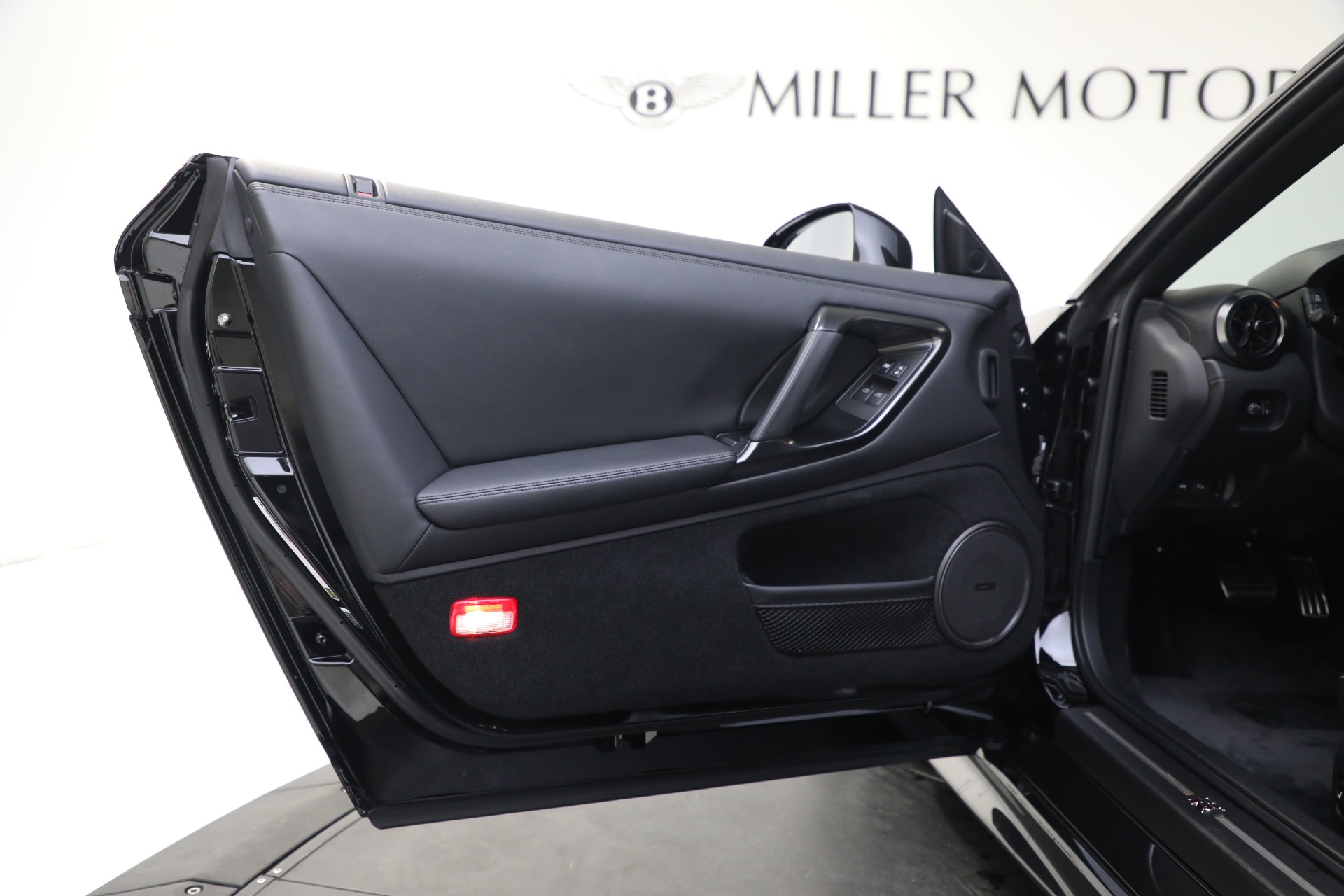 Used-2017-Nissan-GT-R-Premium