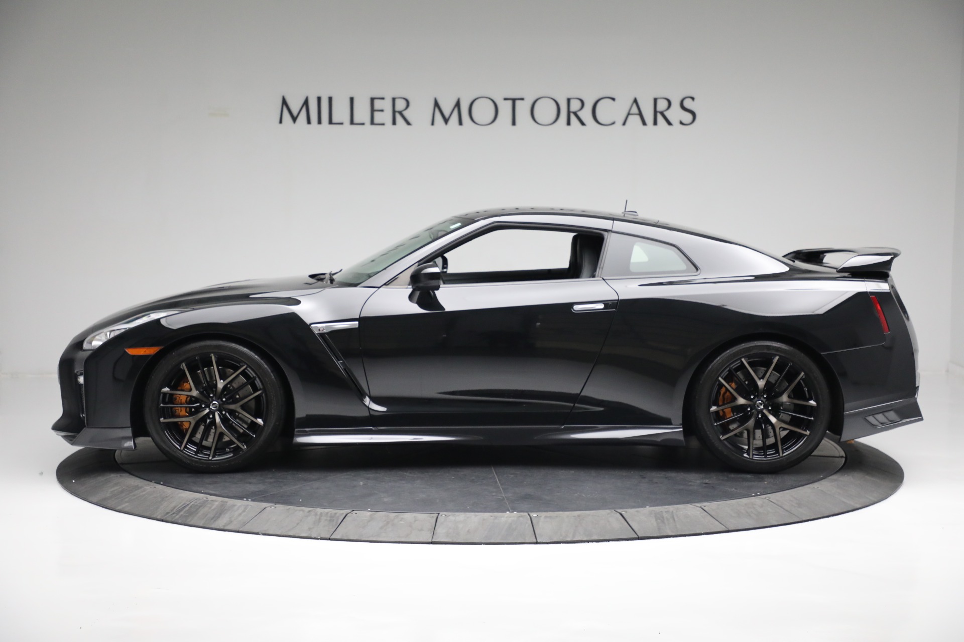 Used-2017-Nissan-GT-R-Premium