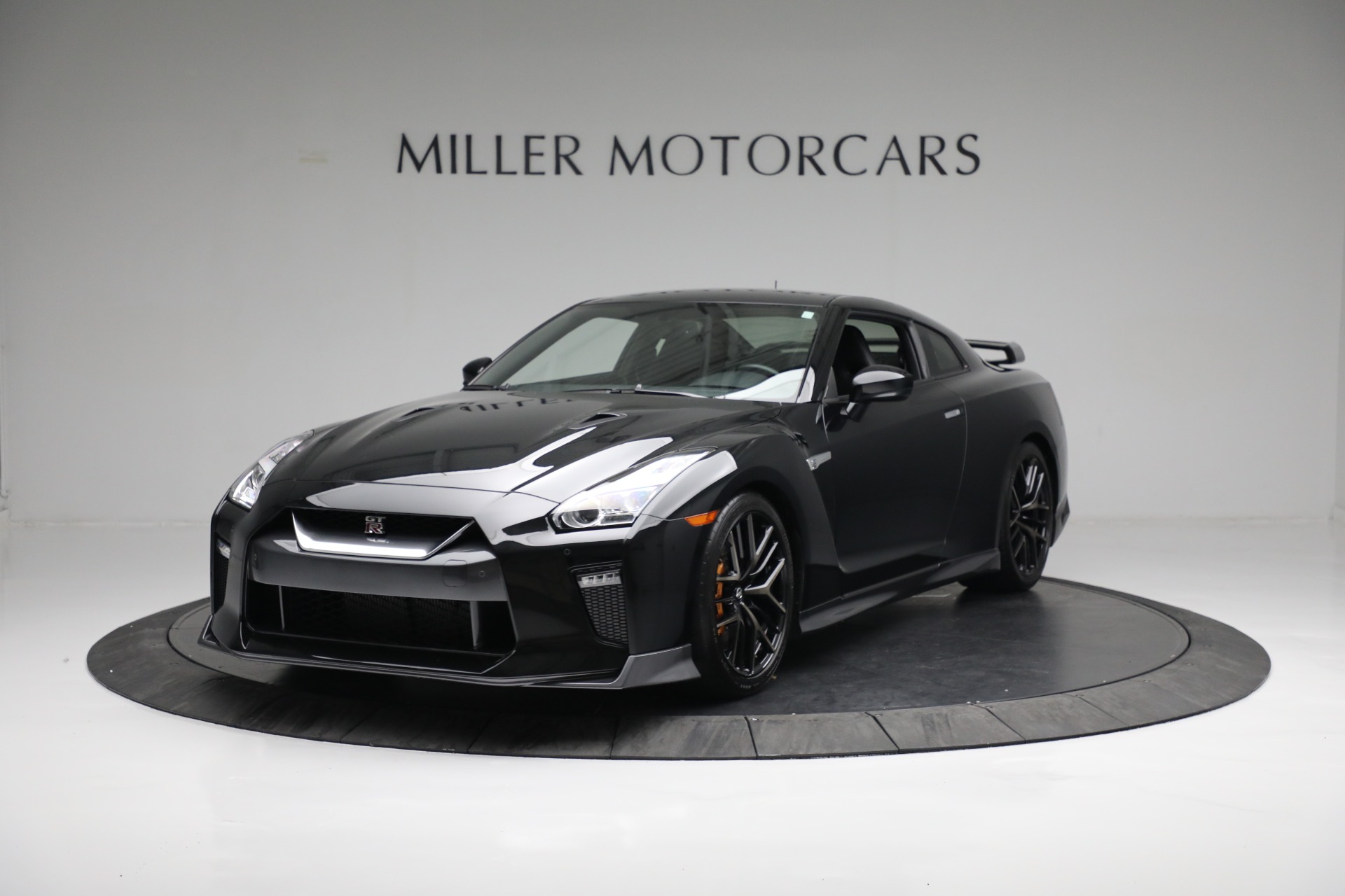 Used-2017-Nissan-GT-R-Premium