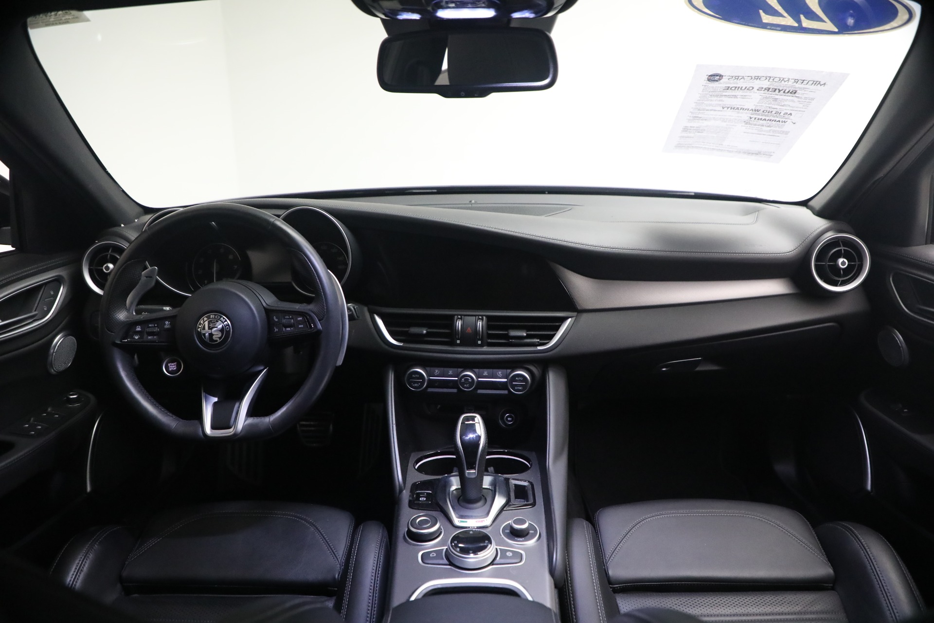 Used-2022-Alfa-Romeo-Giulia-Veloce
