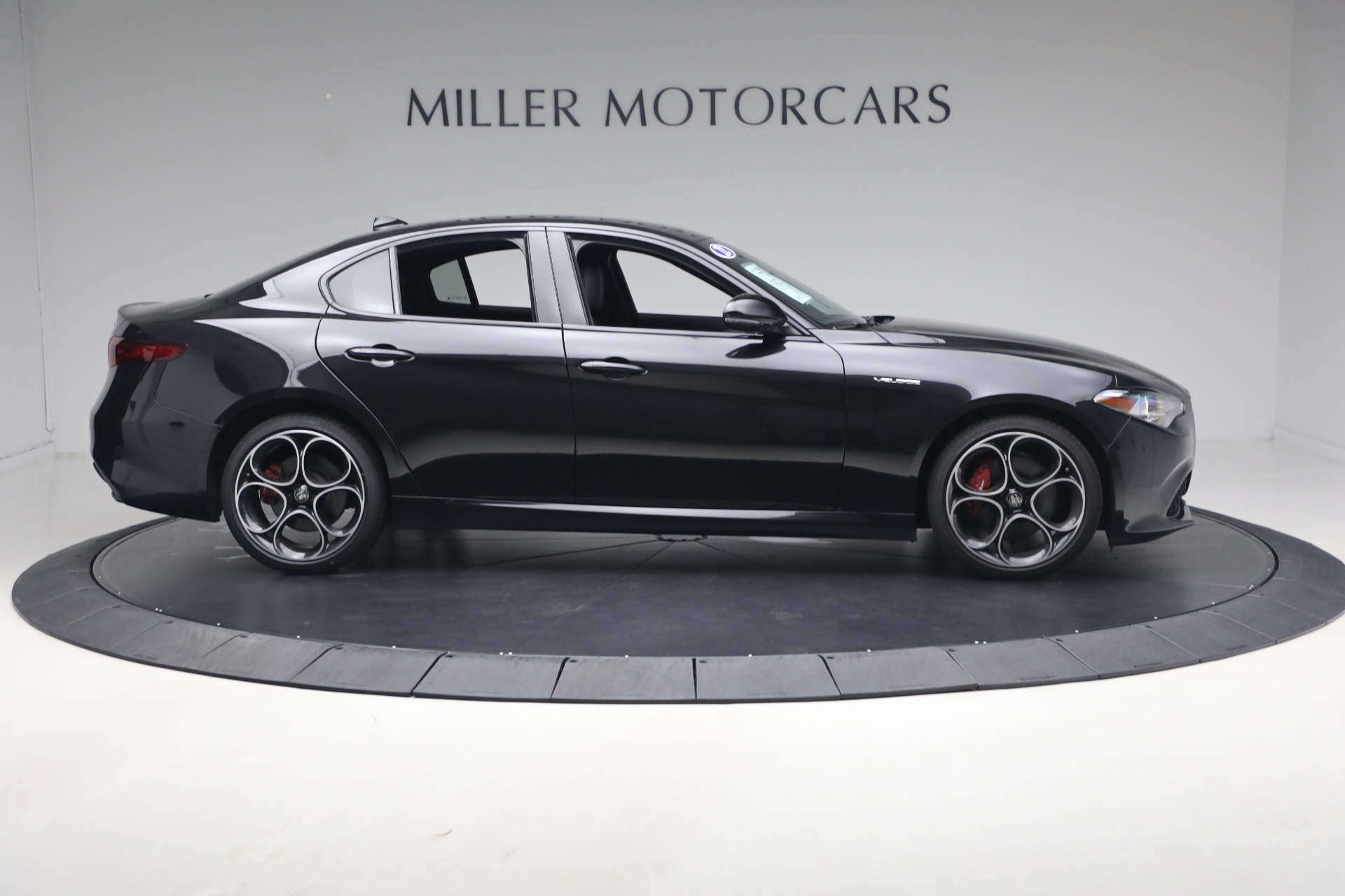 Used-2022-Alfa-Romeo-Giulia-Veloce