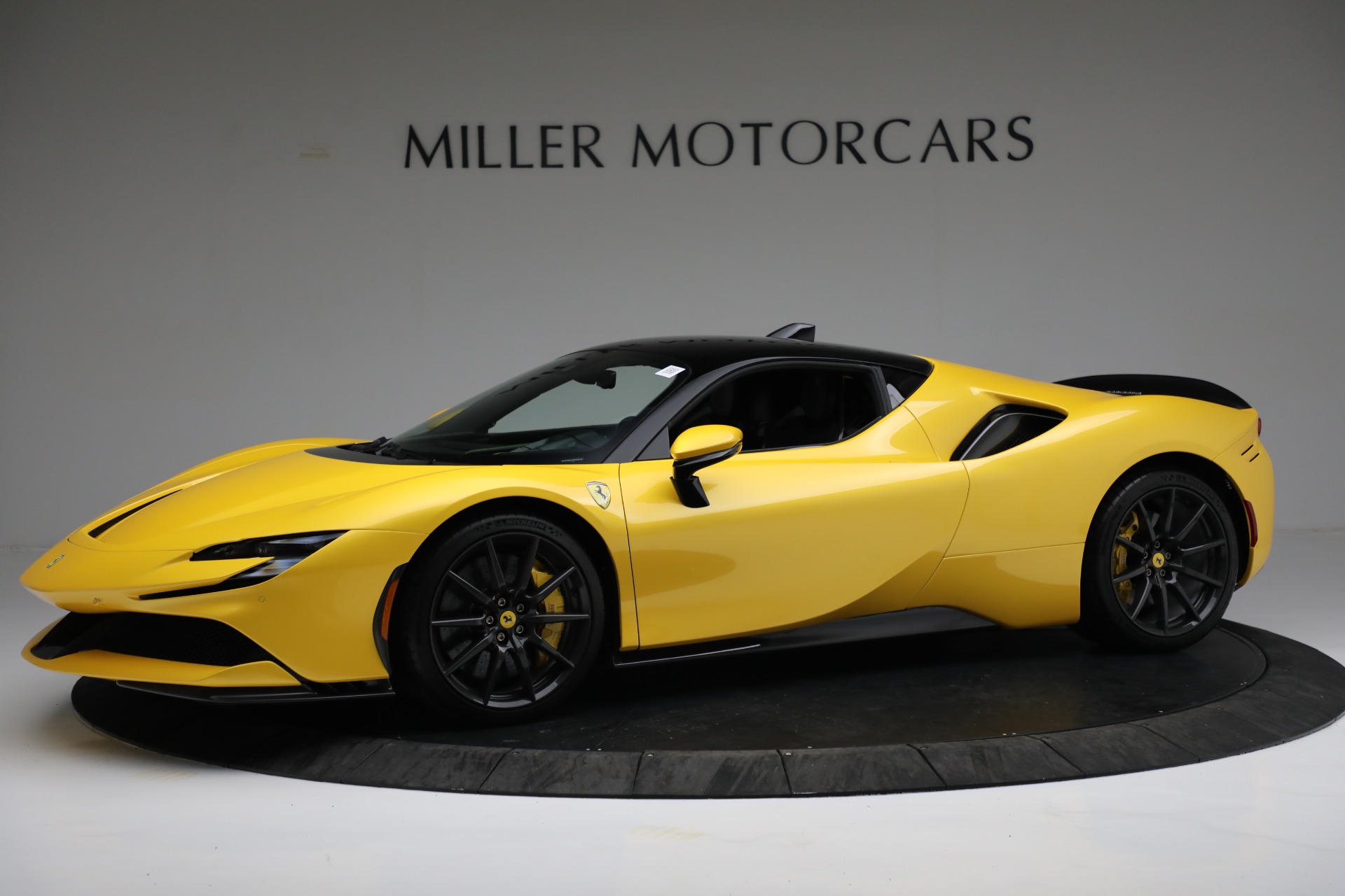 Used-2021-Ferrari-SF90-Stradale-Assetto-Fiorano