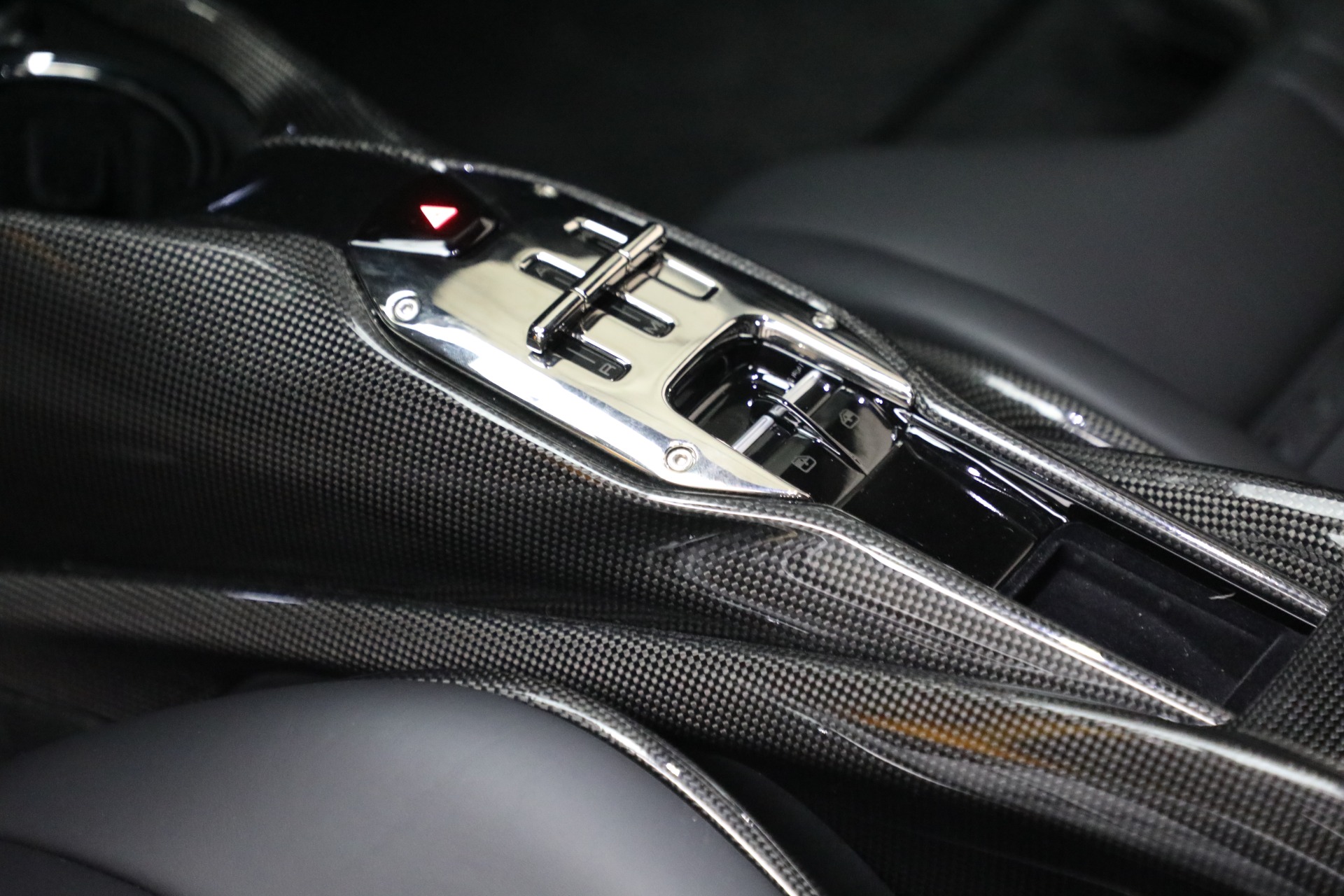 Used-2021-Ferrari-SF90-Stradale-Assetto-Fiorano