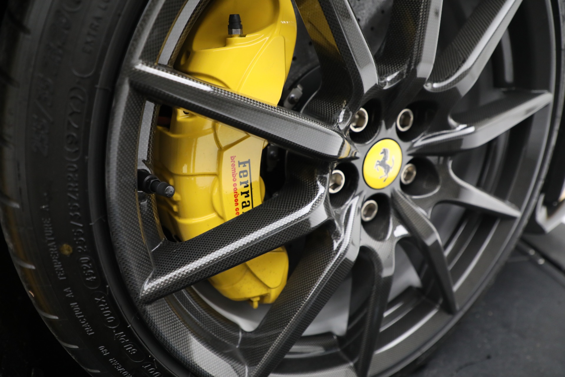 Used-2021-Ferrari-SF90-Stradale-Assetto-Fiorano