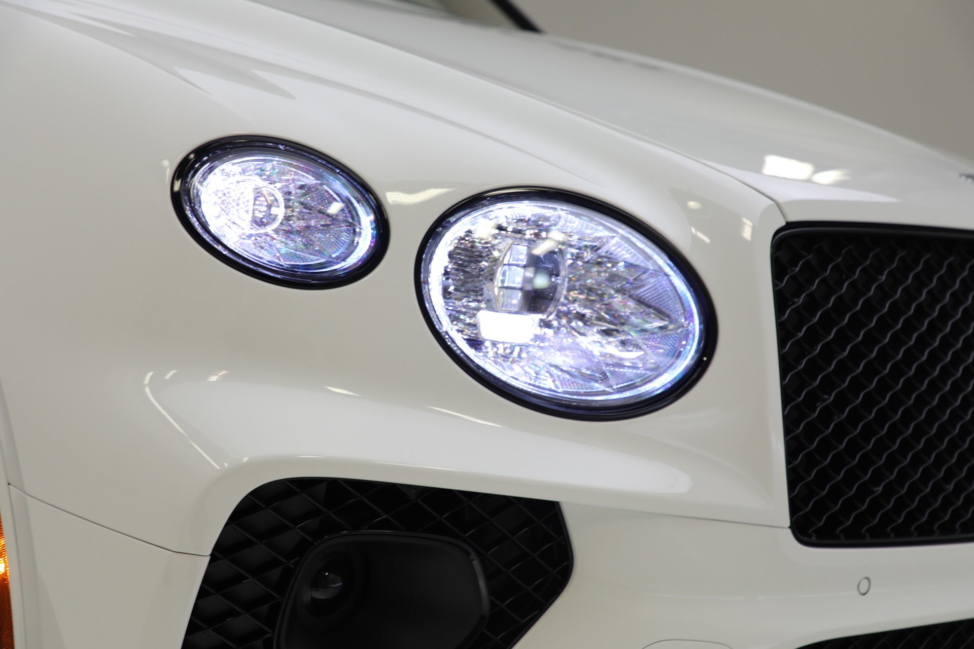 New-2022-Bentley-Bentayga-S