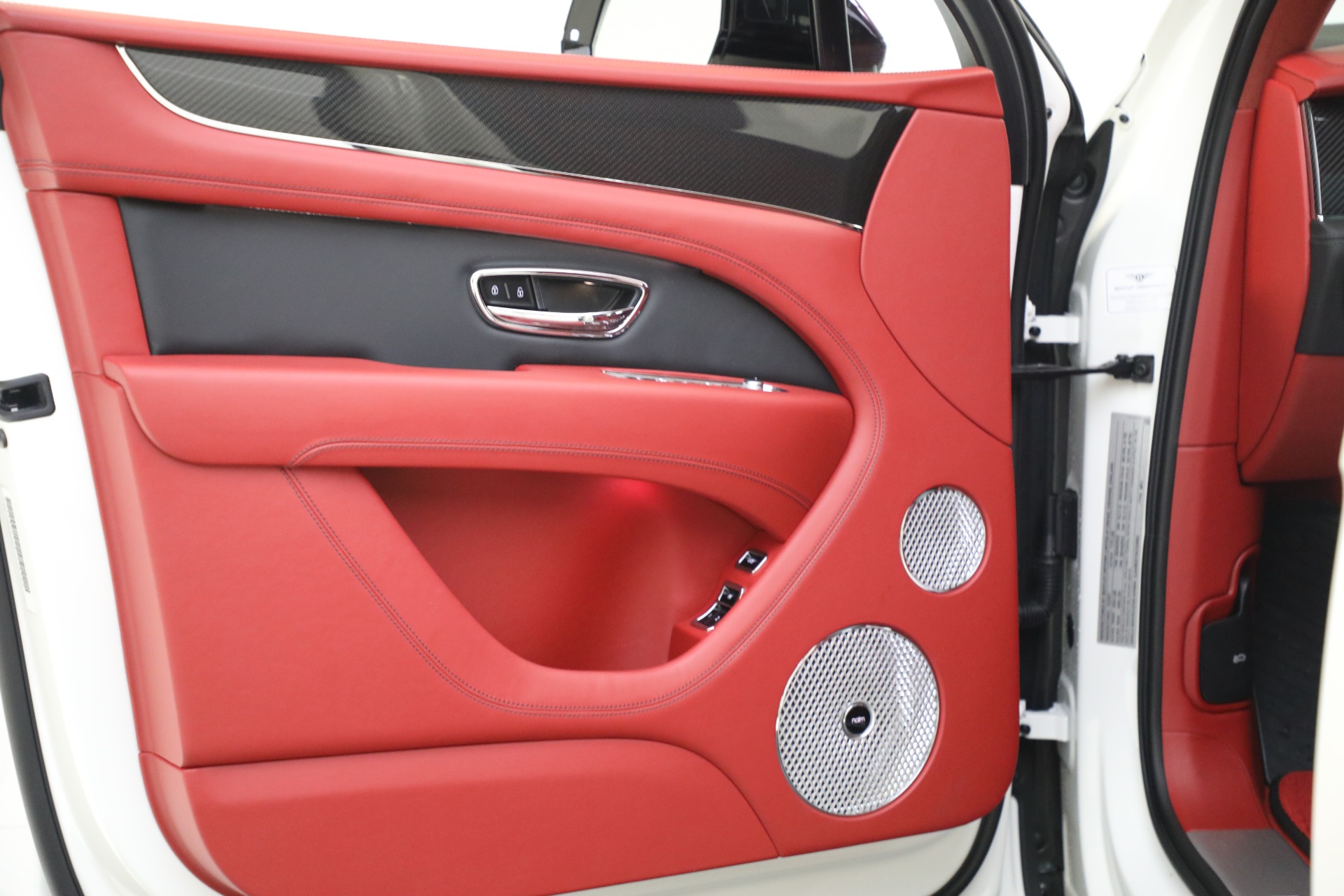 New-2022-Bentley-Bentayga-S