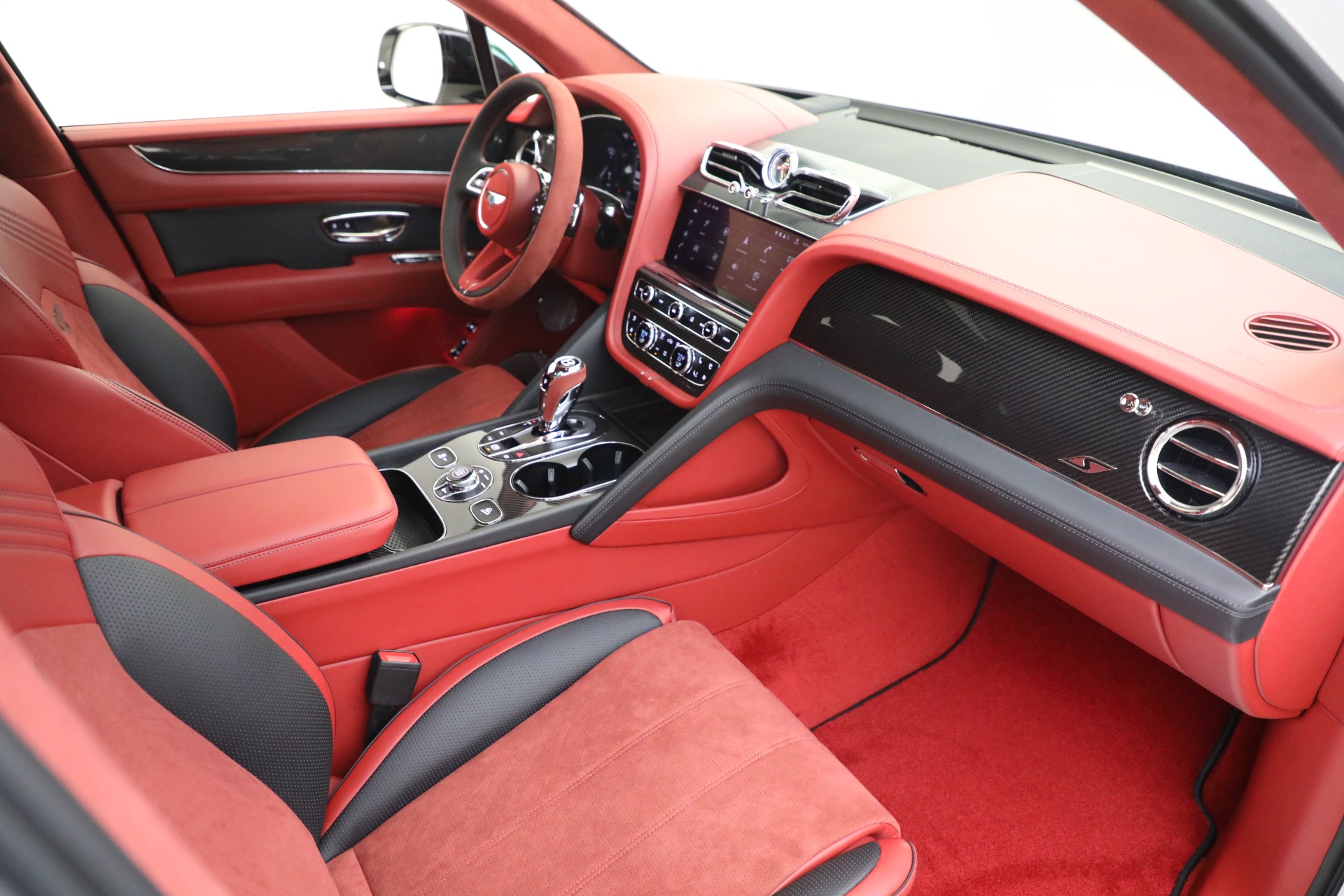 New-2022-Bentley-Bentayga-S