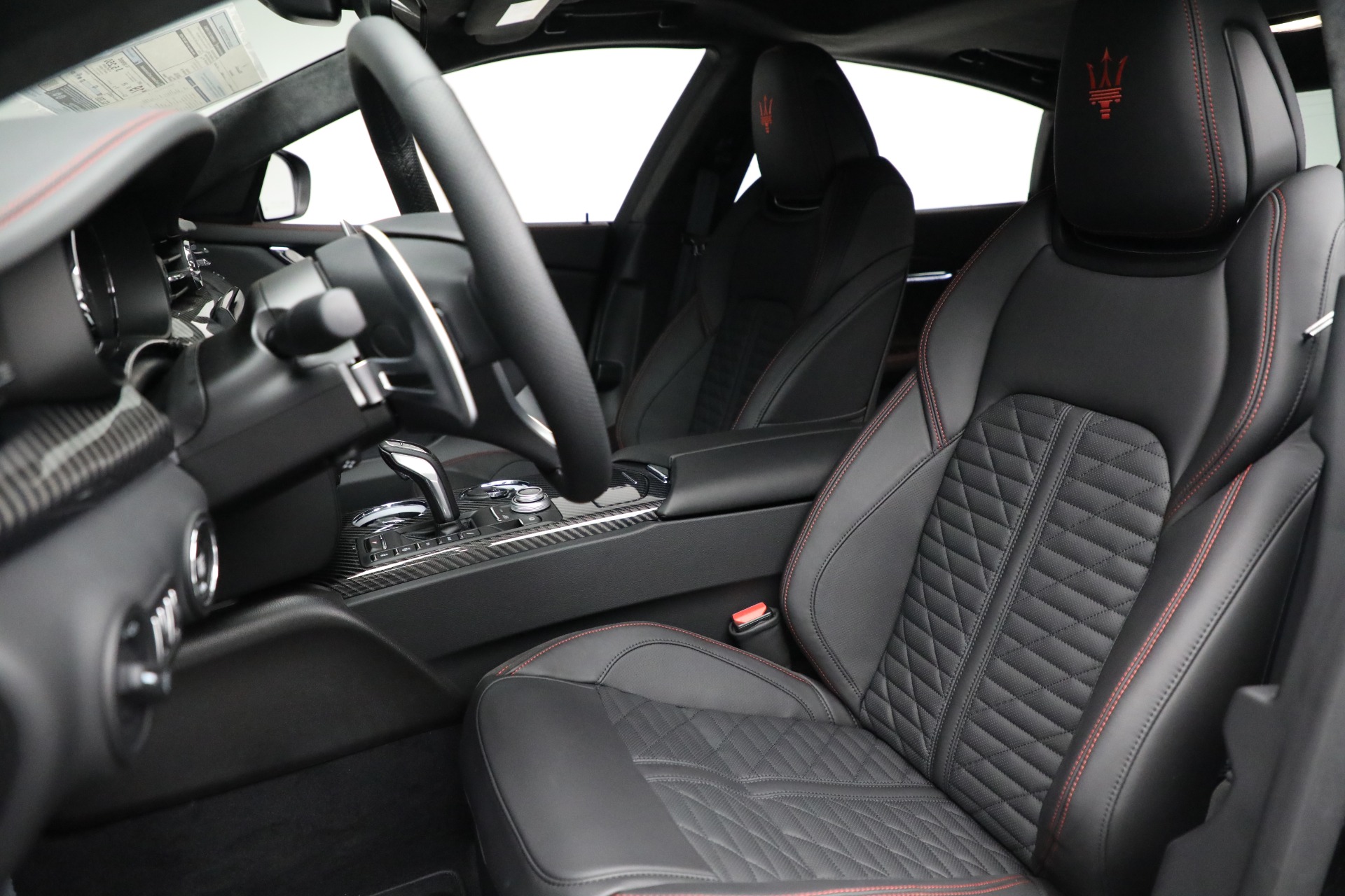 New-2022-Maserati-Quattroporte-Modena-Q4