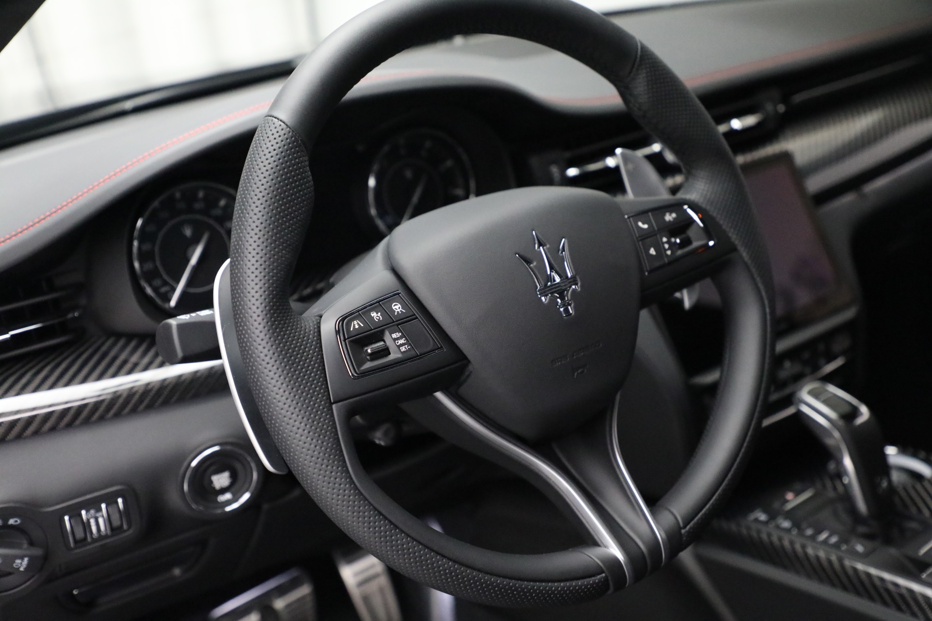 New-2022-Maserati-Quattroporte-Modena-Q4