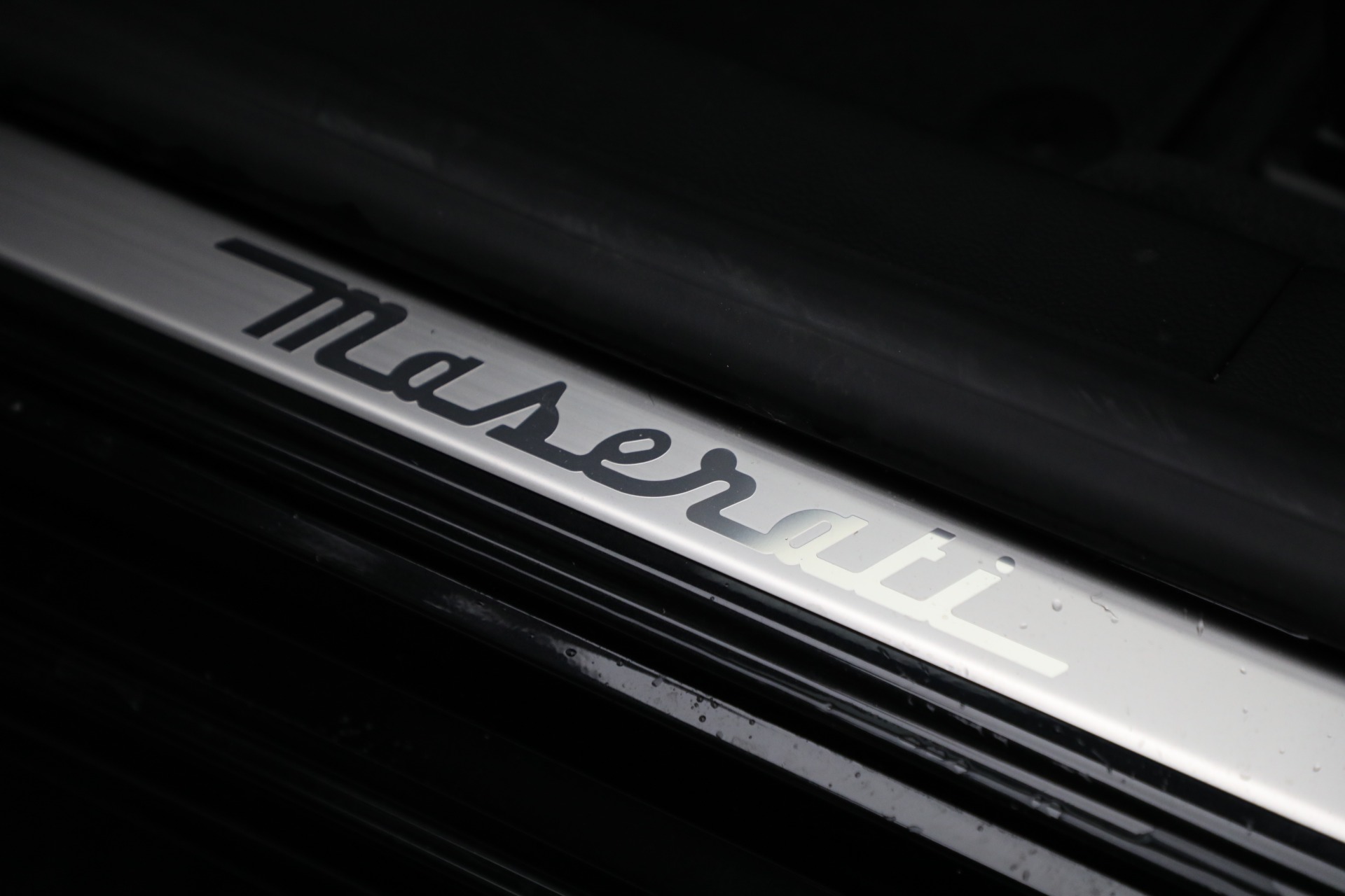 New-2022-Maserati-Quattroporte-Modena-Q4