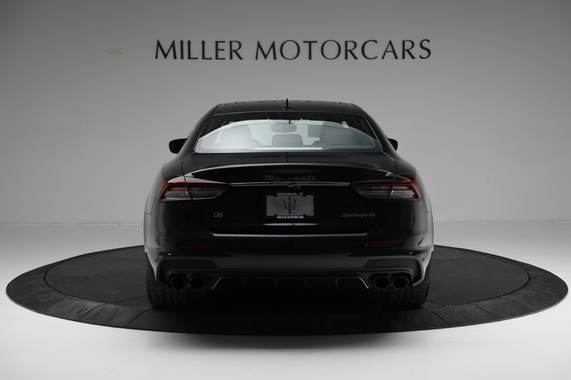 New-2022-Maserati-Quattroporte-Modena-Q4