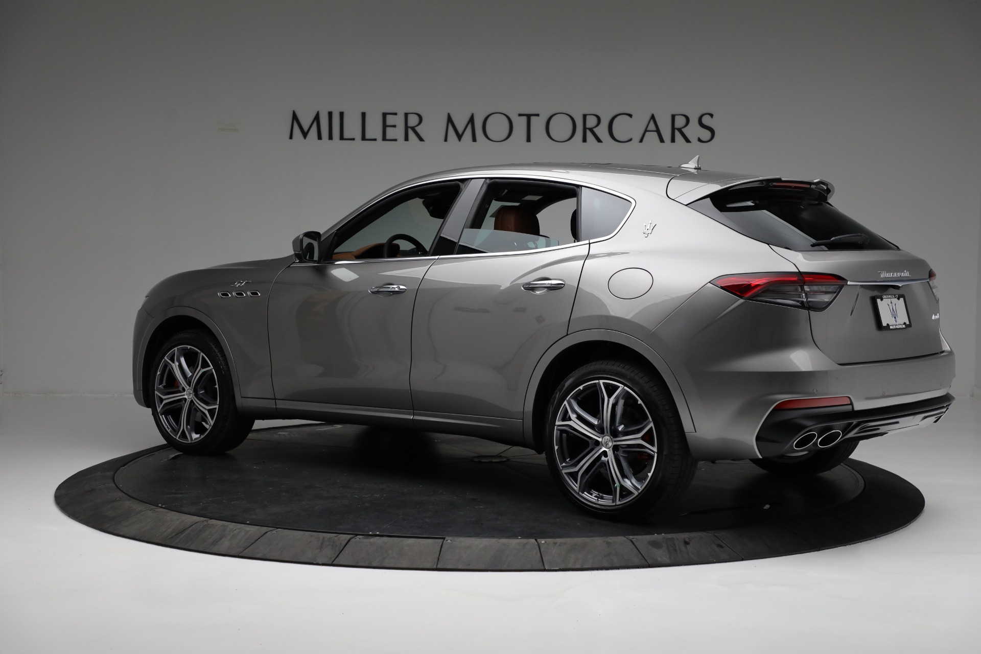 New-2022-Maserati-Levante-GT