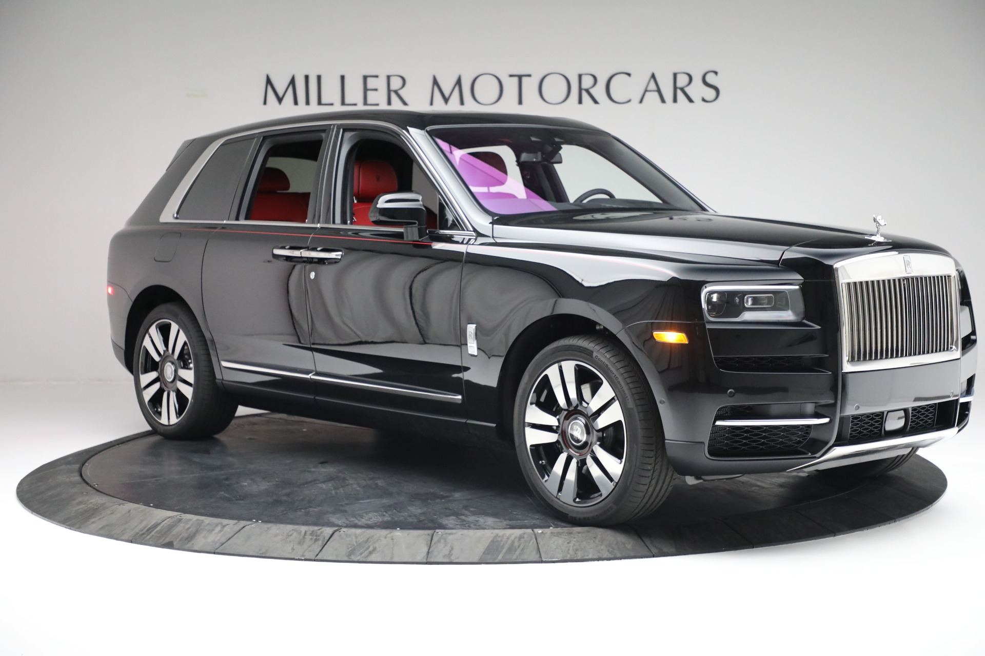 New-2022-Rolls-Royce-Cullinan