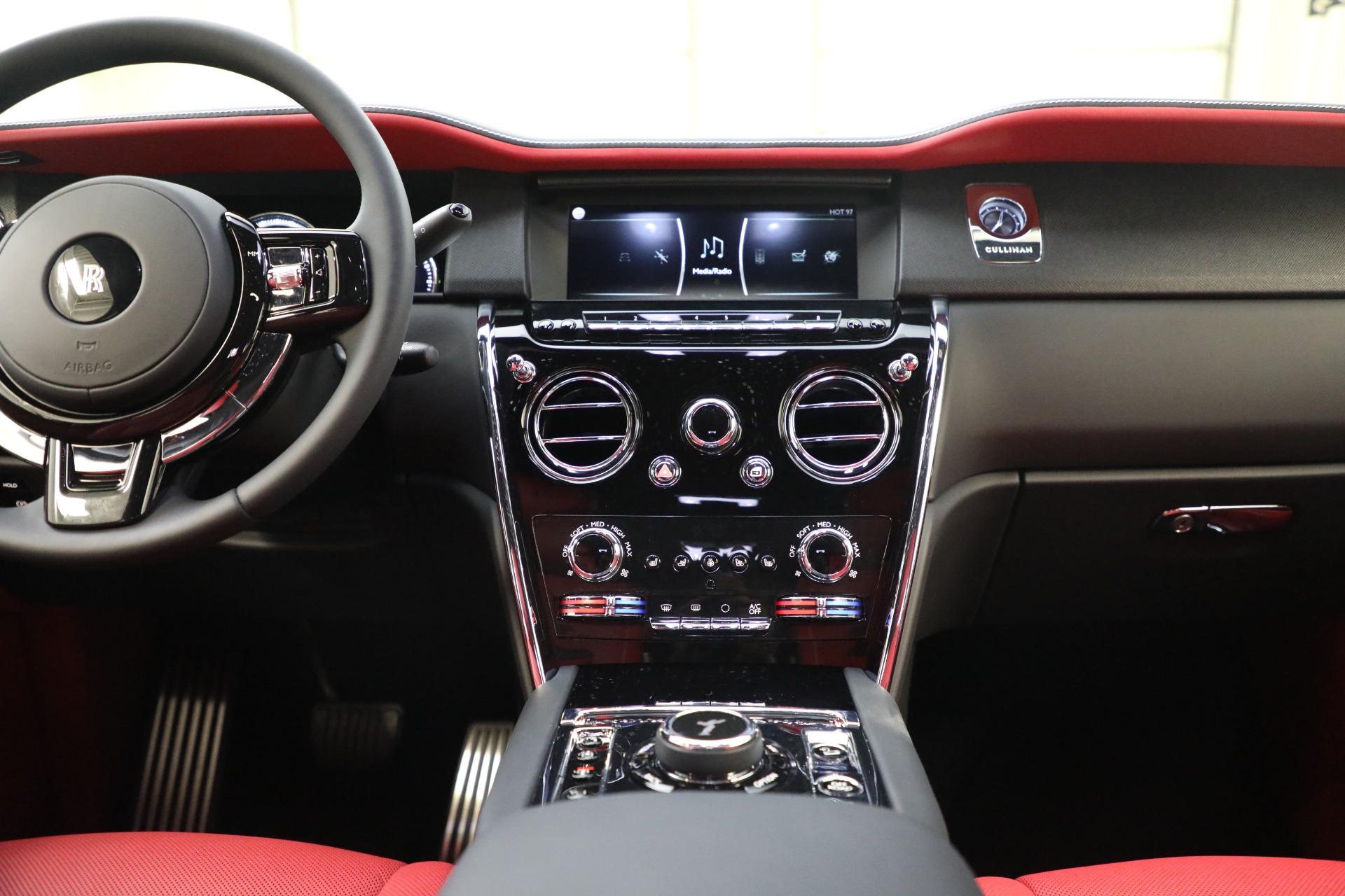 New-2022-Rolls-Royce-Cullinan