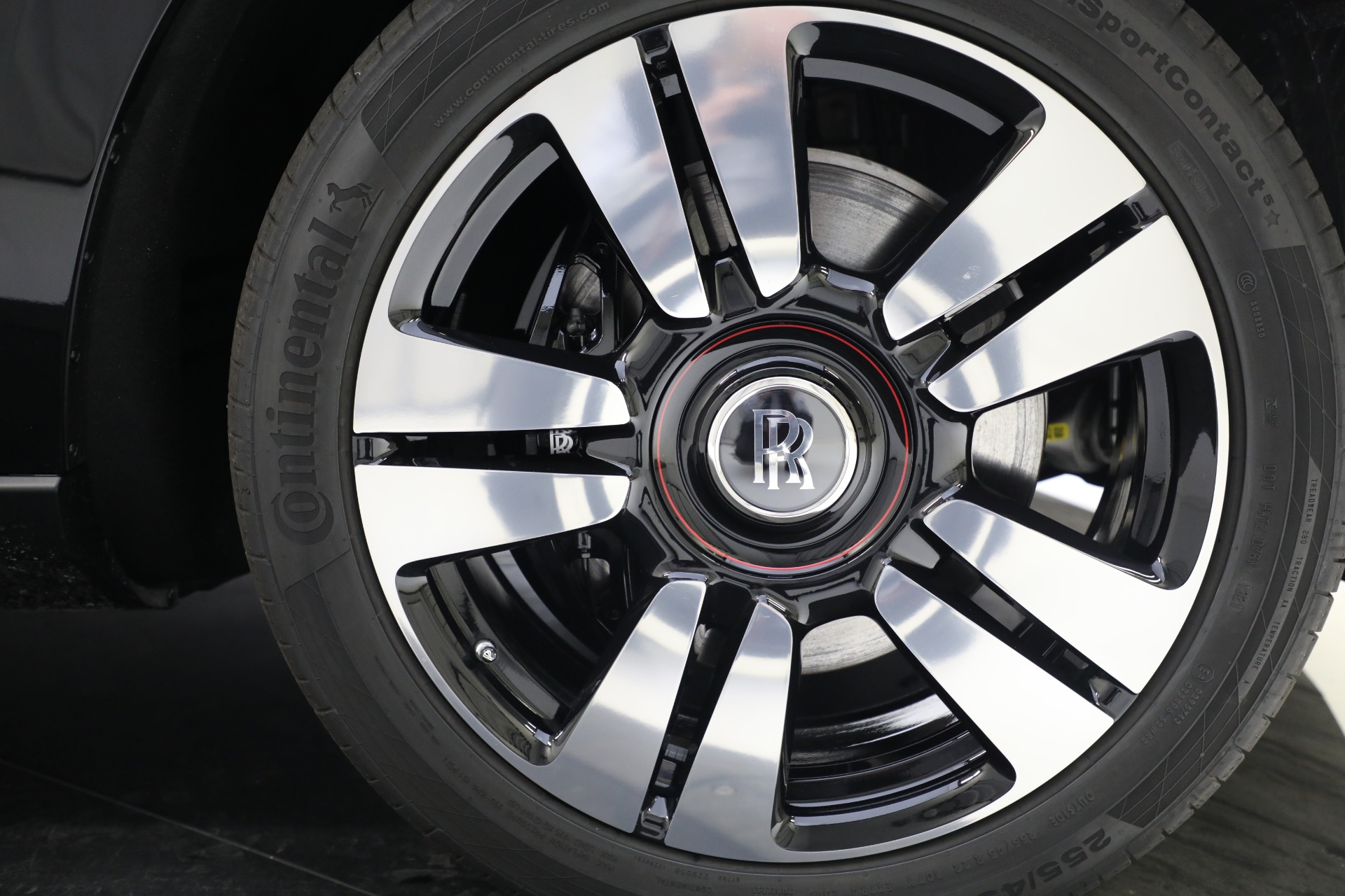 New-2022-Rolls-Royce-Cullinan