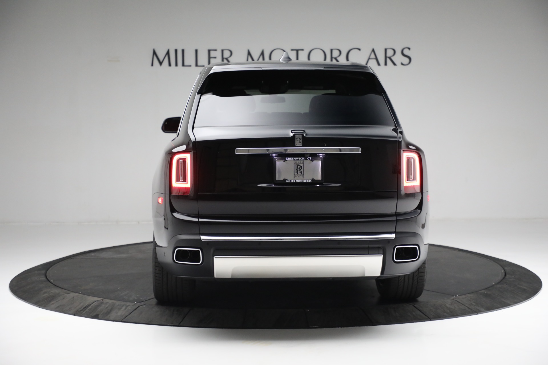 New-2022-Rolls-Royce-Cullinan