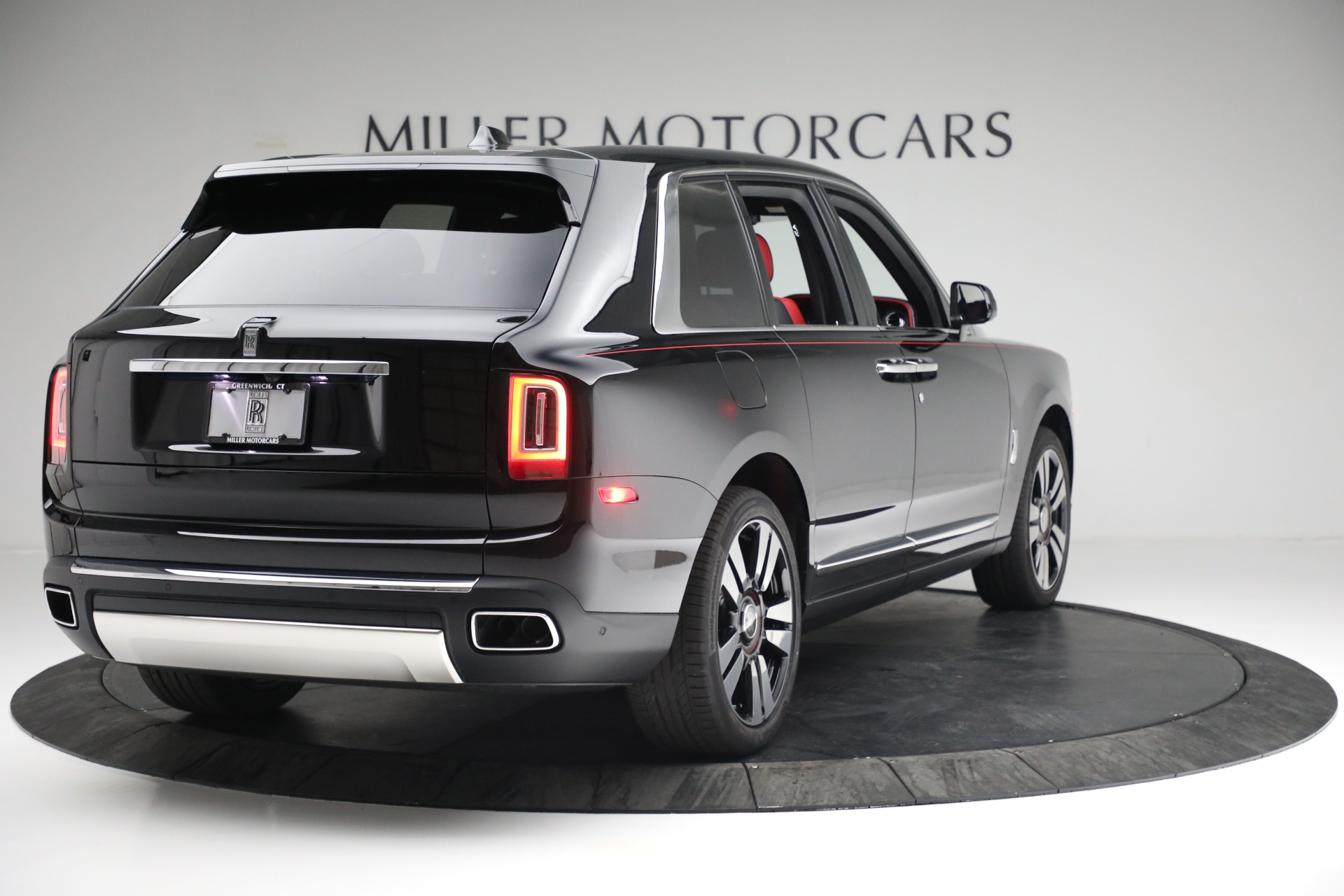 New-2022-Rolls-Royce-Cullinan