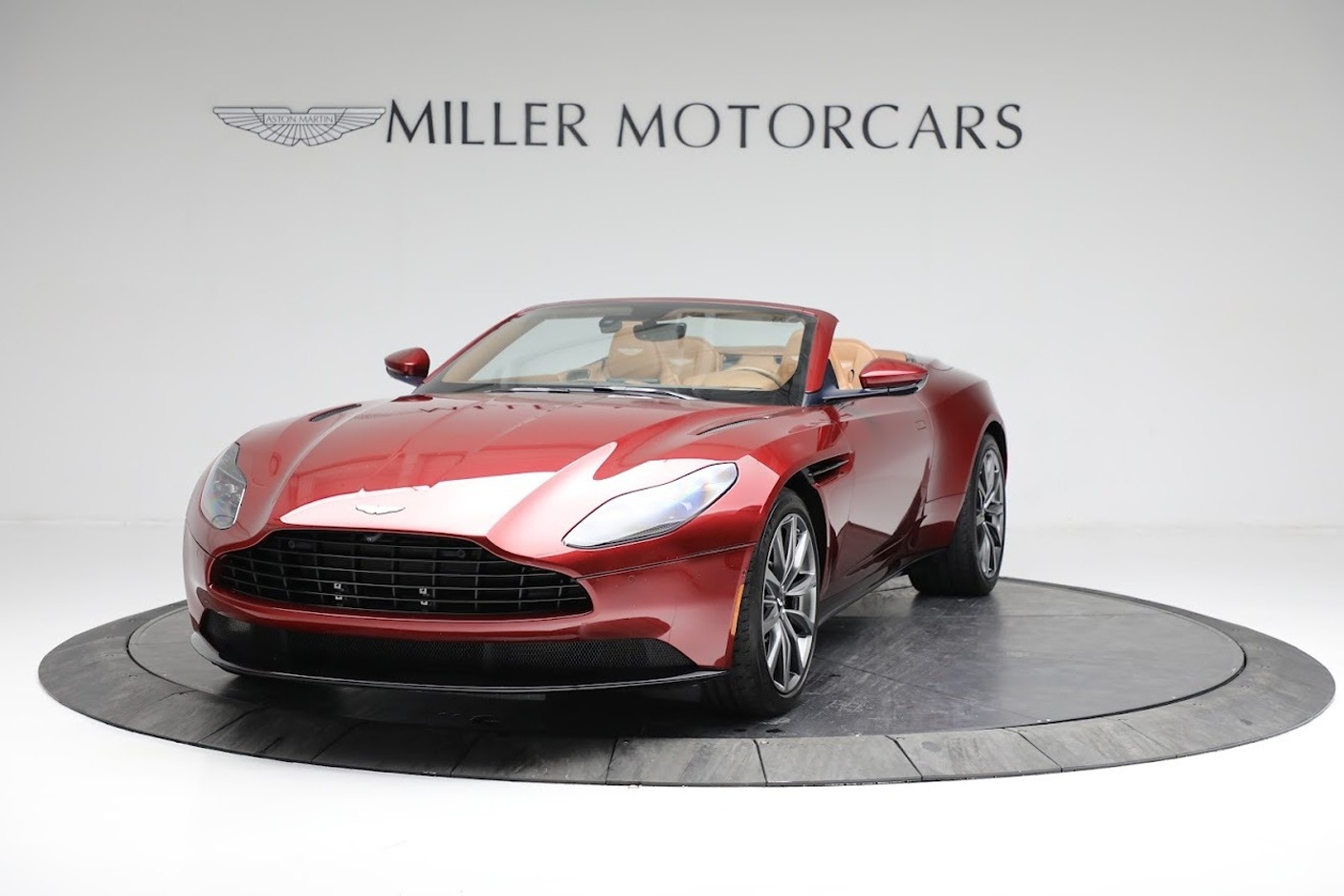 Used-2020-Aston-Martin-DB11-Volante