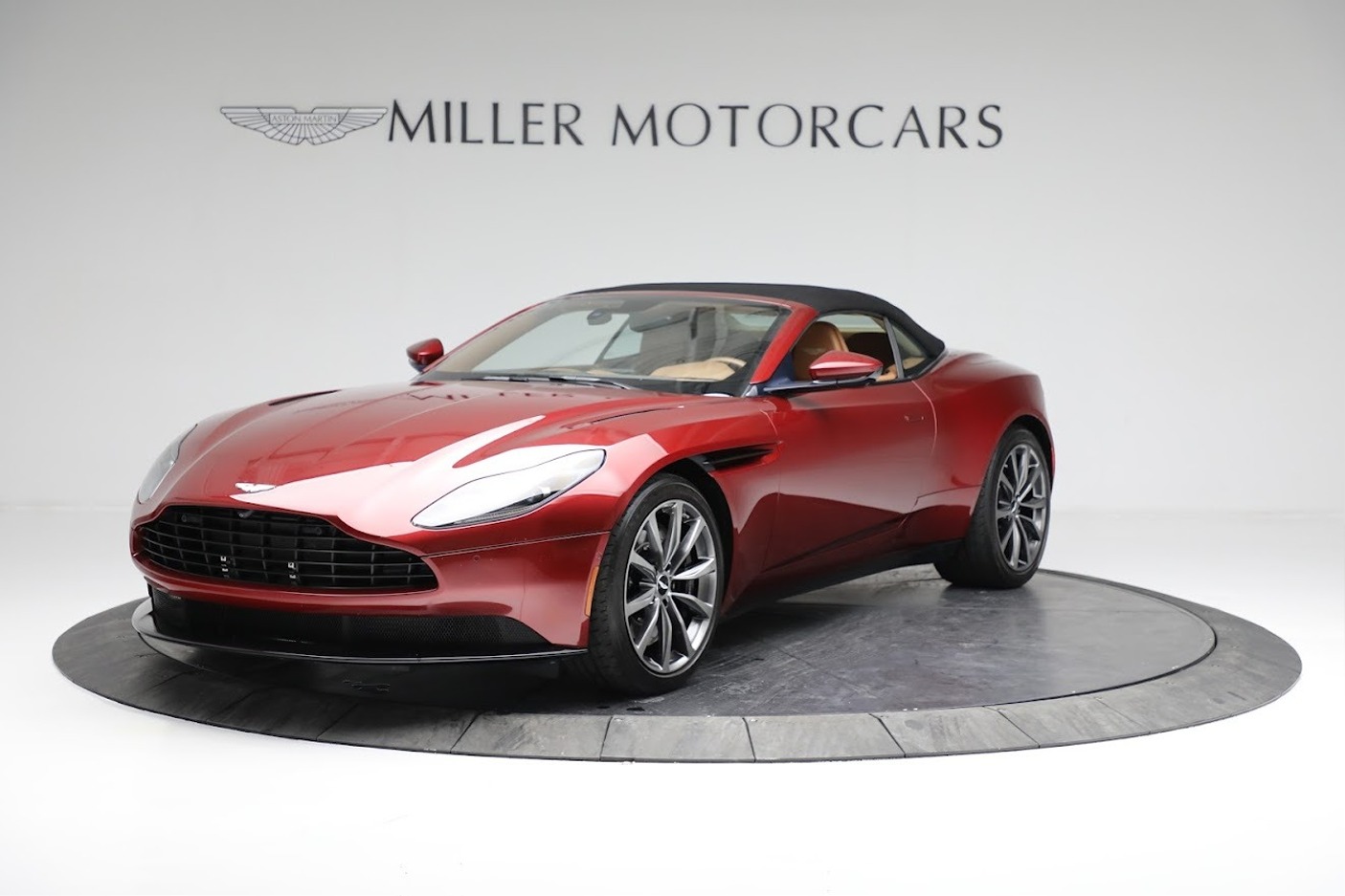 Used-2020-Aston-Martin-DB11-Volante