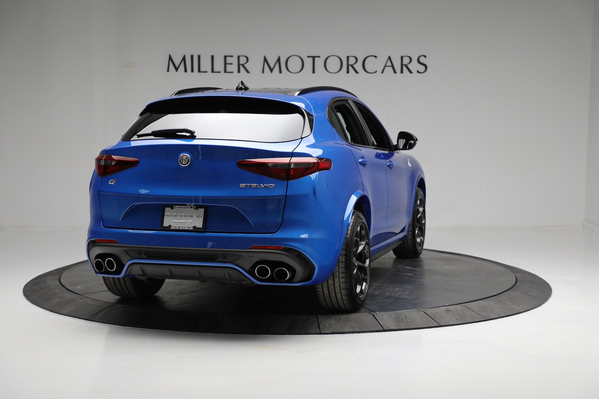 Used-2022-Alfa-Romeo-Stelvio-Quadrifoglio