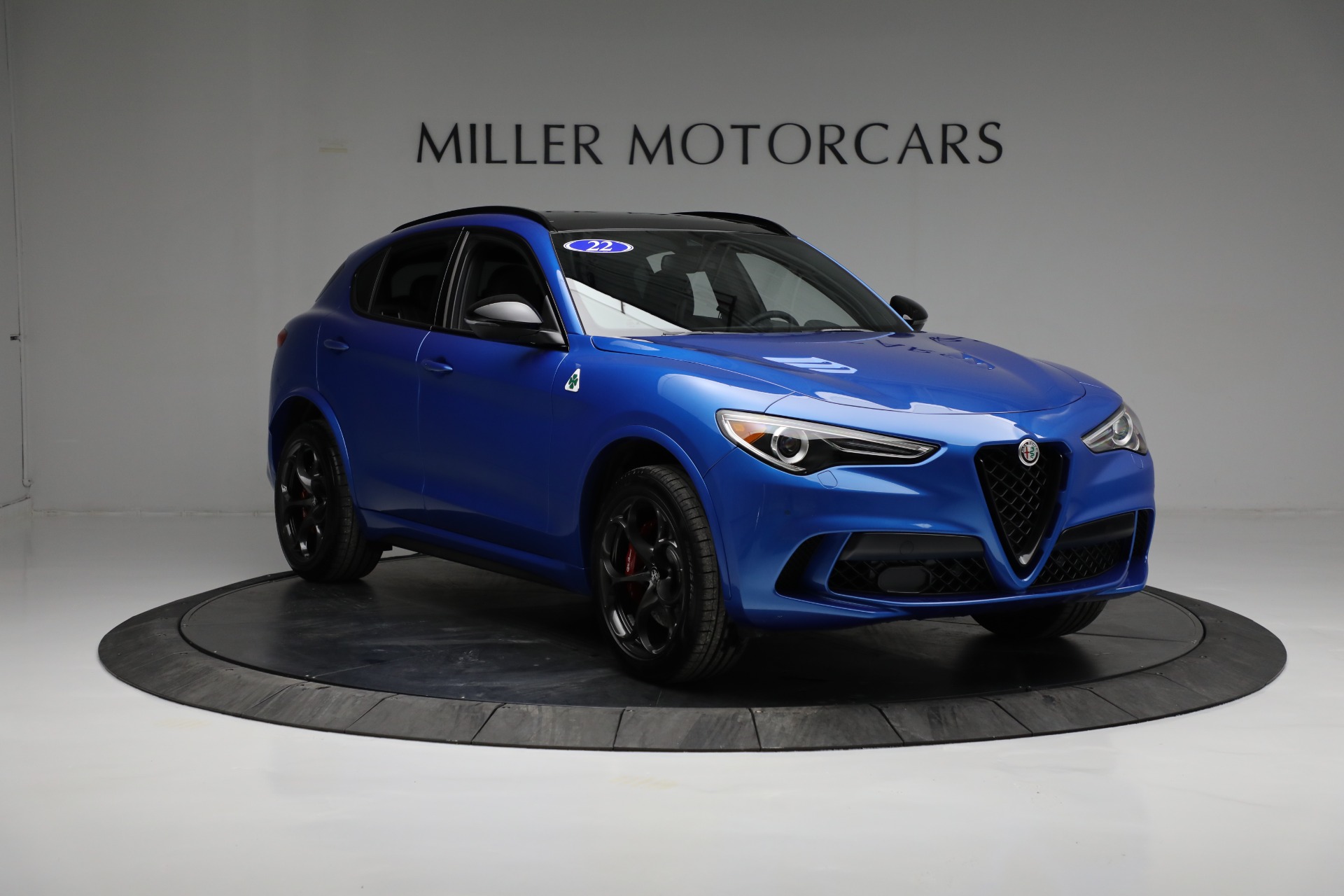 Used-2022-Alfa-Romeo-Stelvio-Quadrifoglio