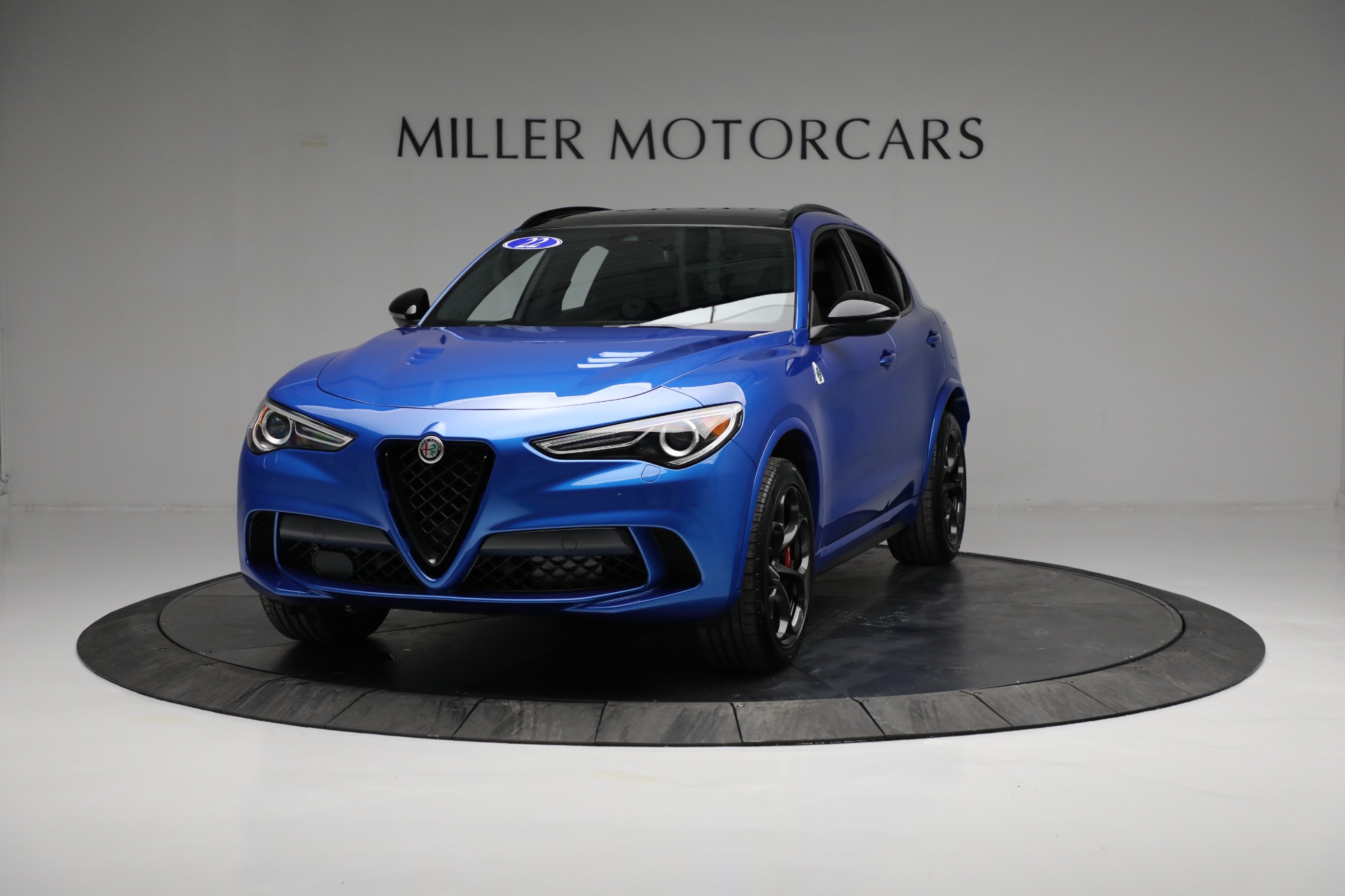 Used-2022-Alfa-Romeo-Stelvio-Quadrifoglio
