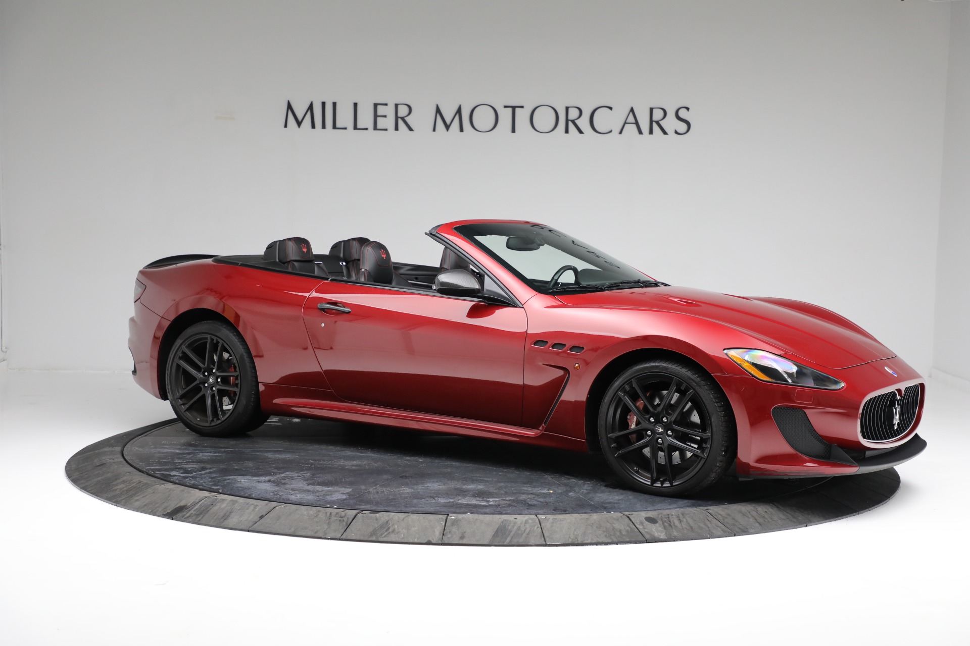 Used-2014-Maserati-GranTurismo-MC