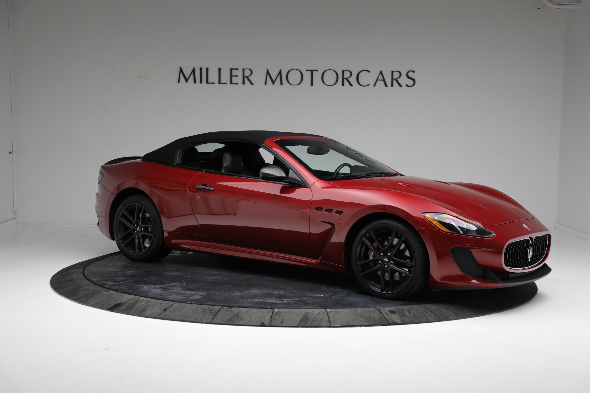 Used-2014-Maserati-GranTurismo-MC