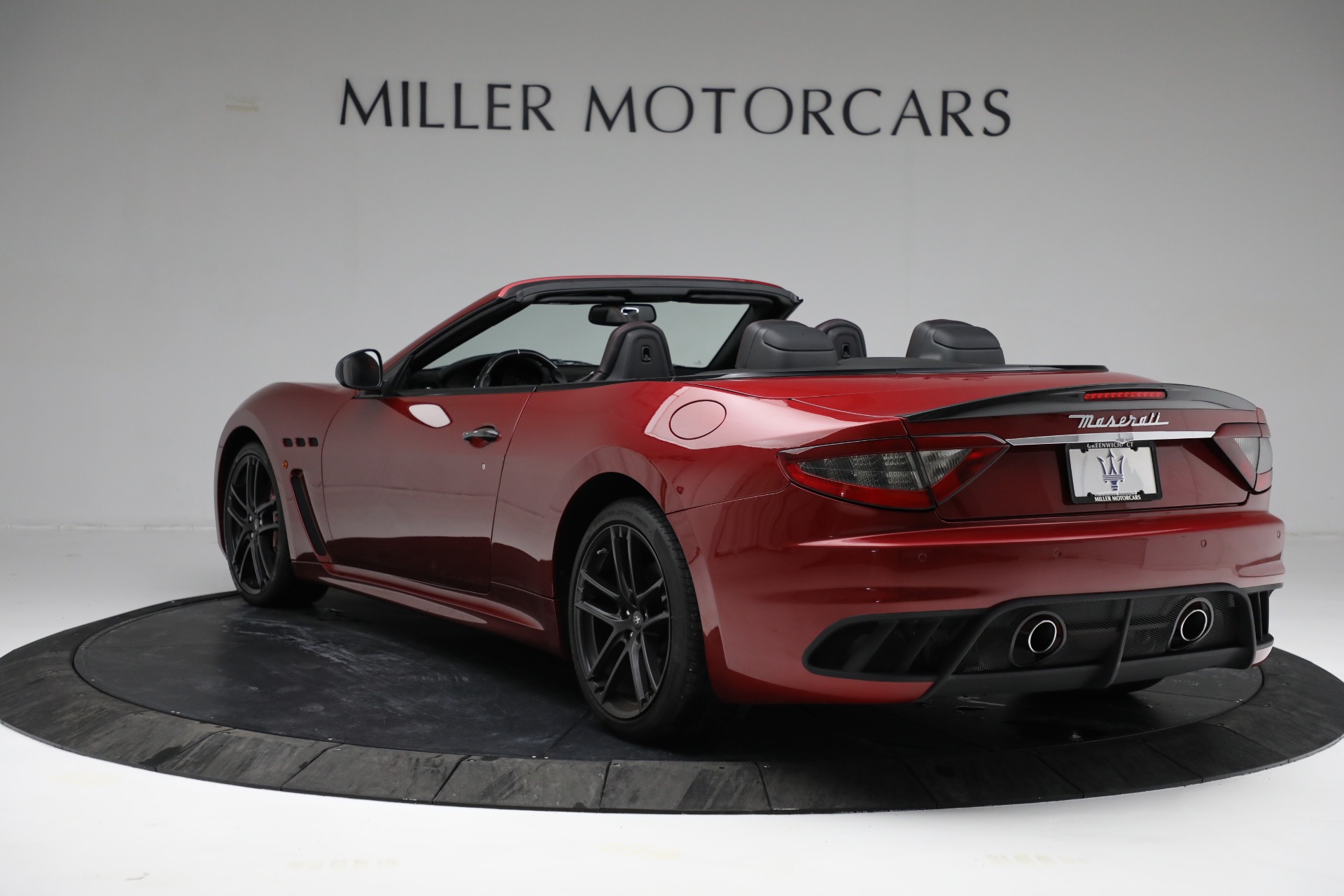 Used-2014-Maserati-GranTurismo-MC