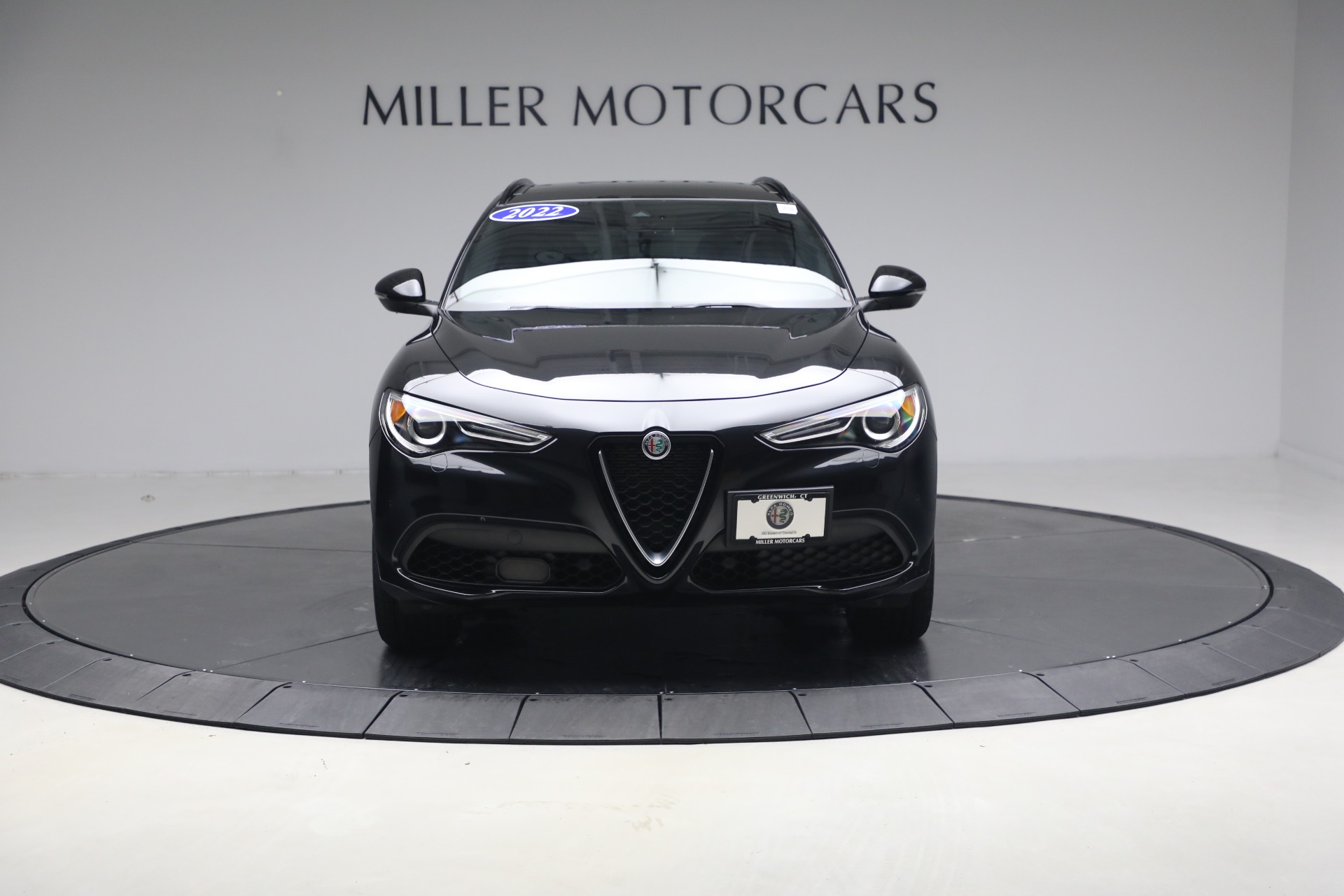 Used-2022-Alfa-Romeo-Stelvio-Ti