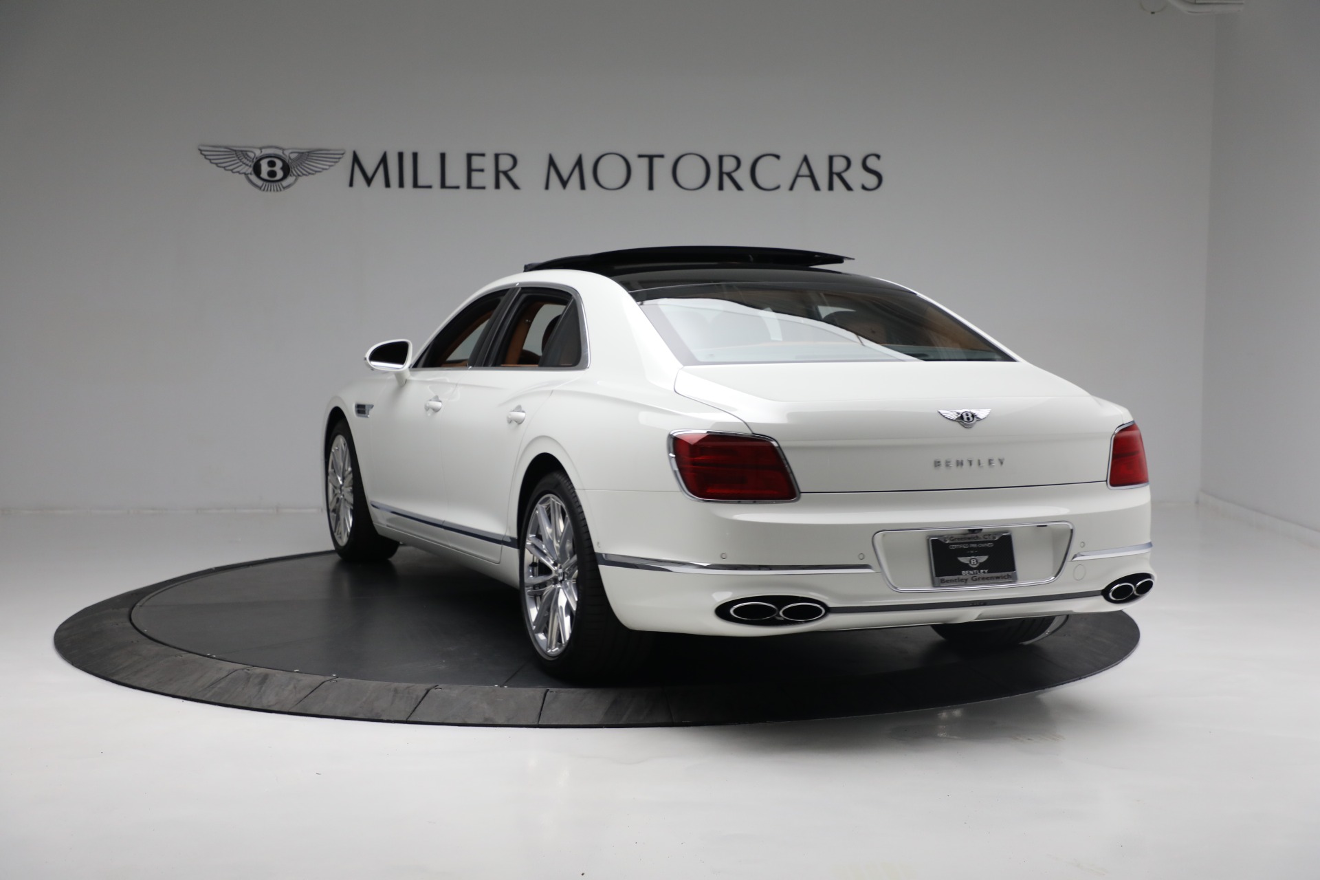 Used-2021-Bentley-Flying-Spur-V8