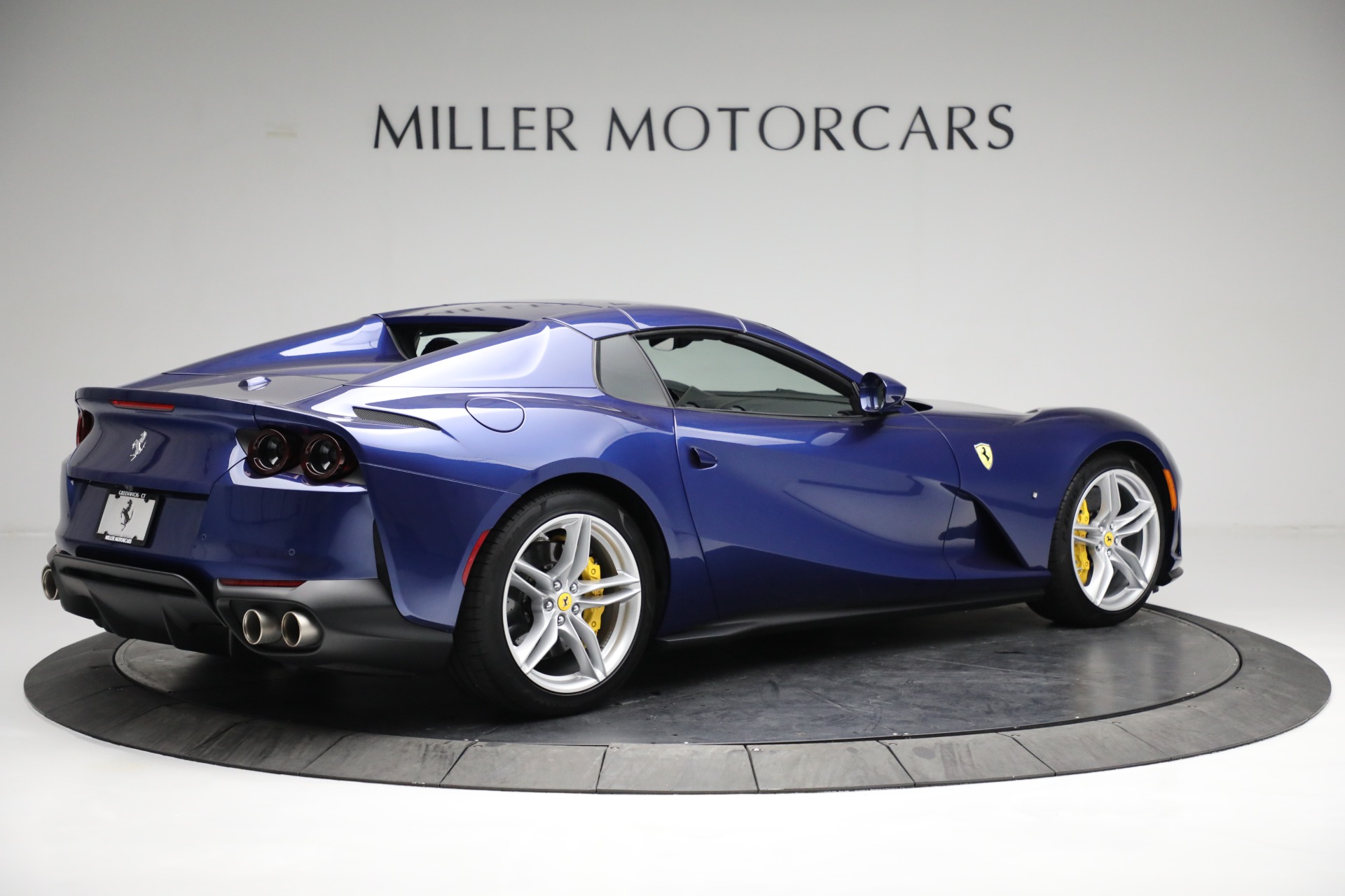 Used-2021-Ferrari-812-GTS
