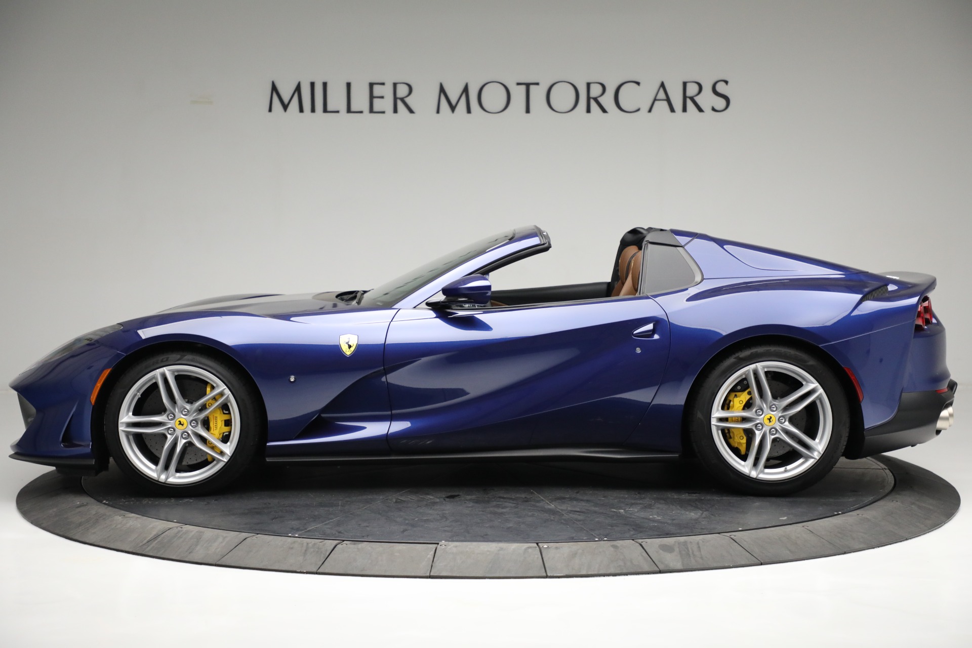 Used-2021-Ferrari-812-GTS
