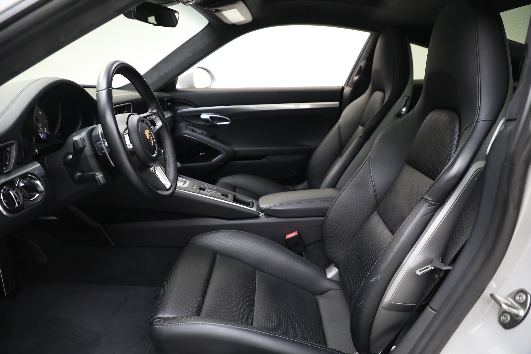 Used-2018-Porsche-911-Carrera-S