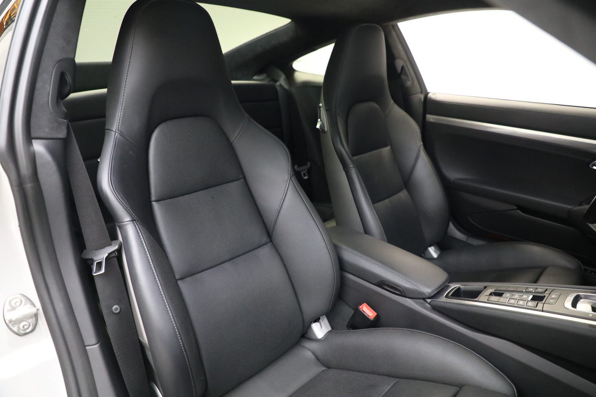 Used-2018-Porsche-911-Carrera-S